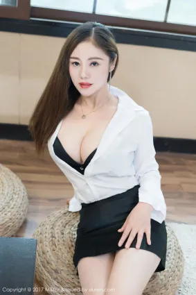 雪千紫&雪千尋《極緻妩媚的豐乳肥臀雙生姐妹花》 [魅妍社MiStar] Vol.194 寫真集