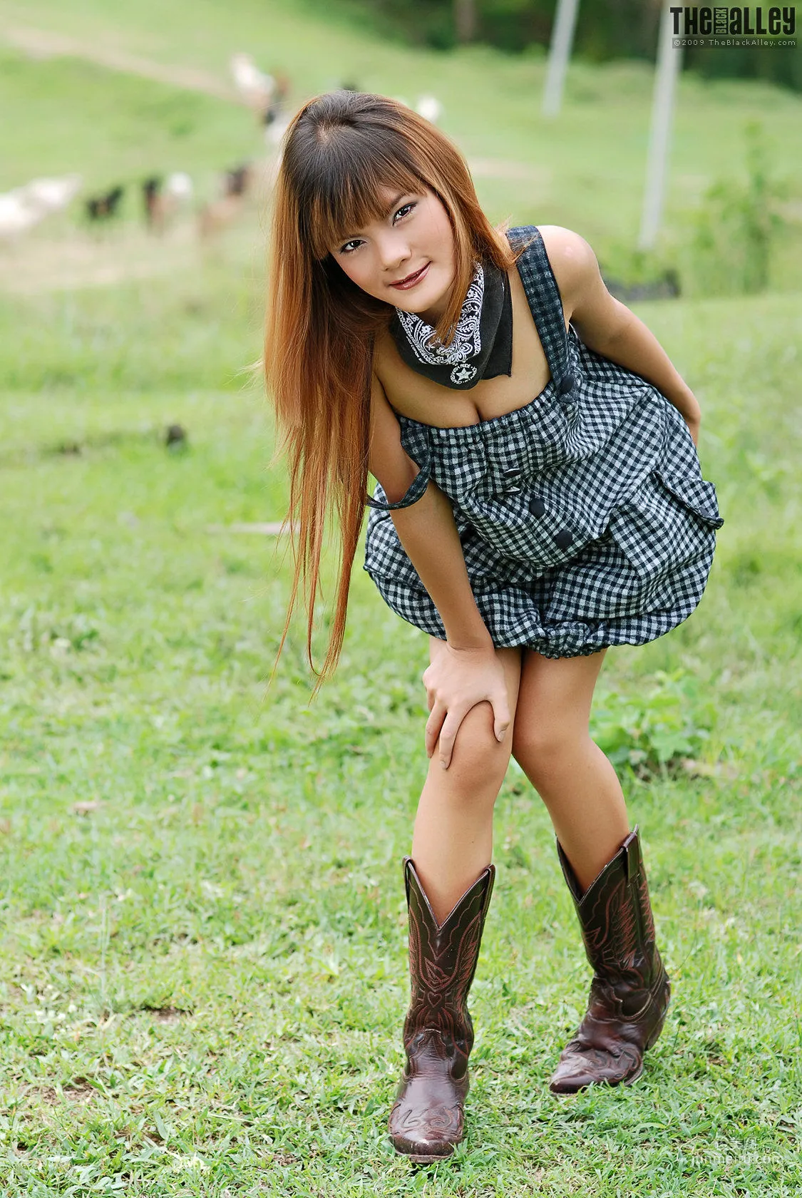 Jennifer Lim《牛仔妹子》 [The Black Alley] 写真集31