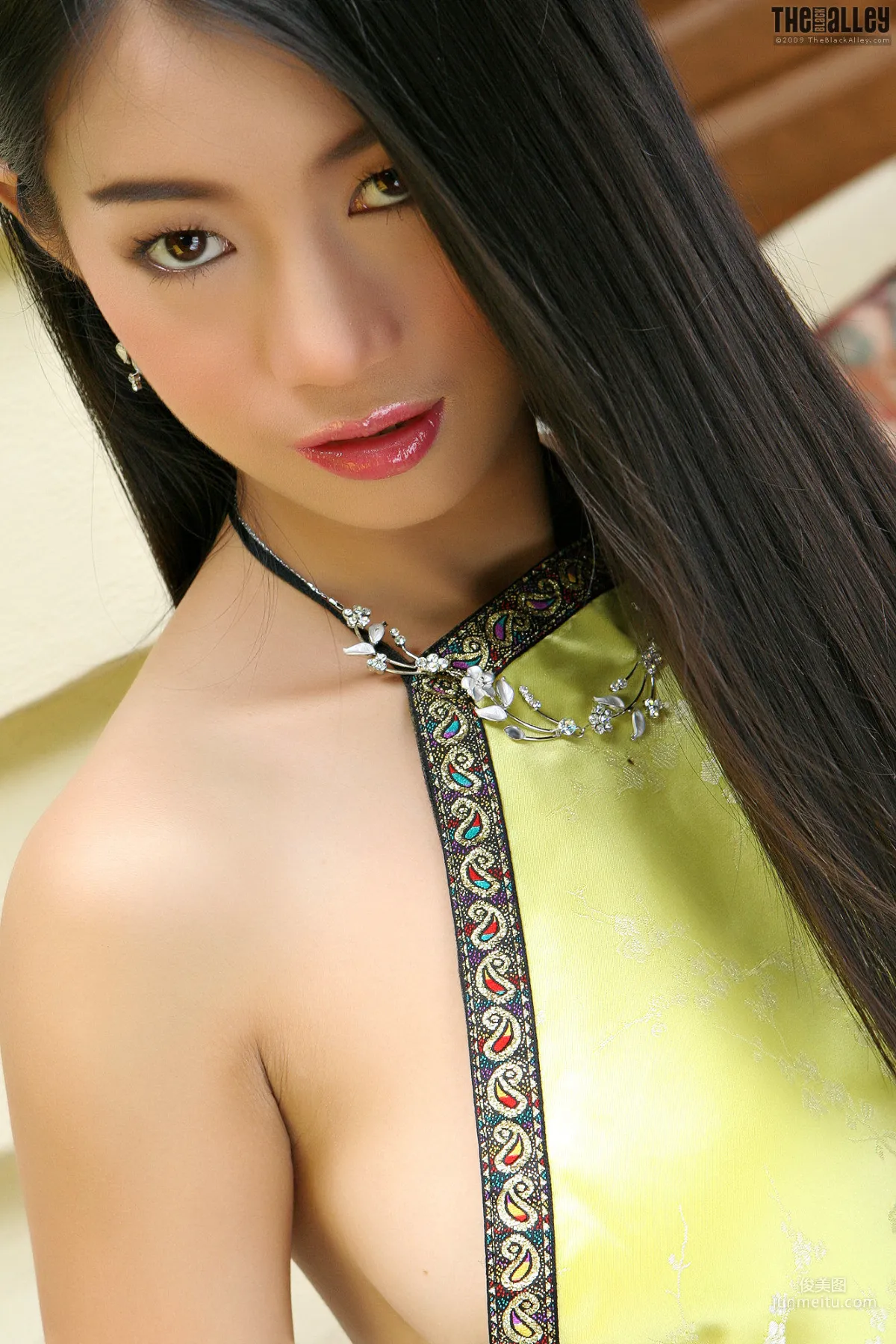 Feng Mei Zhe《古典肚兜》 [The Black Alley] 写真集3
