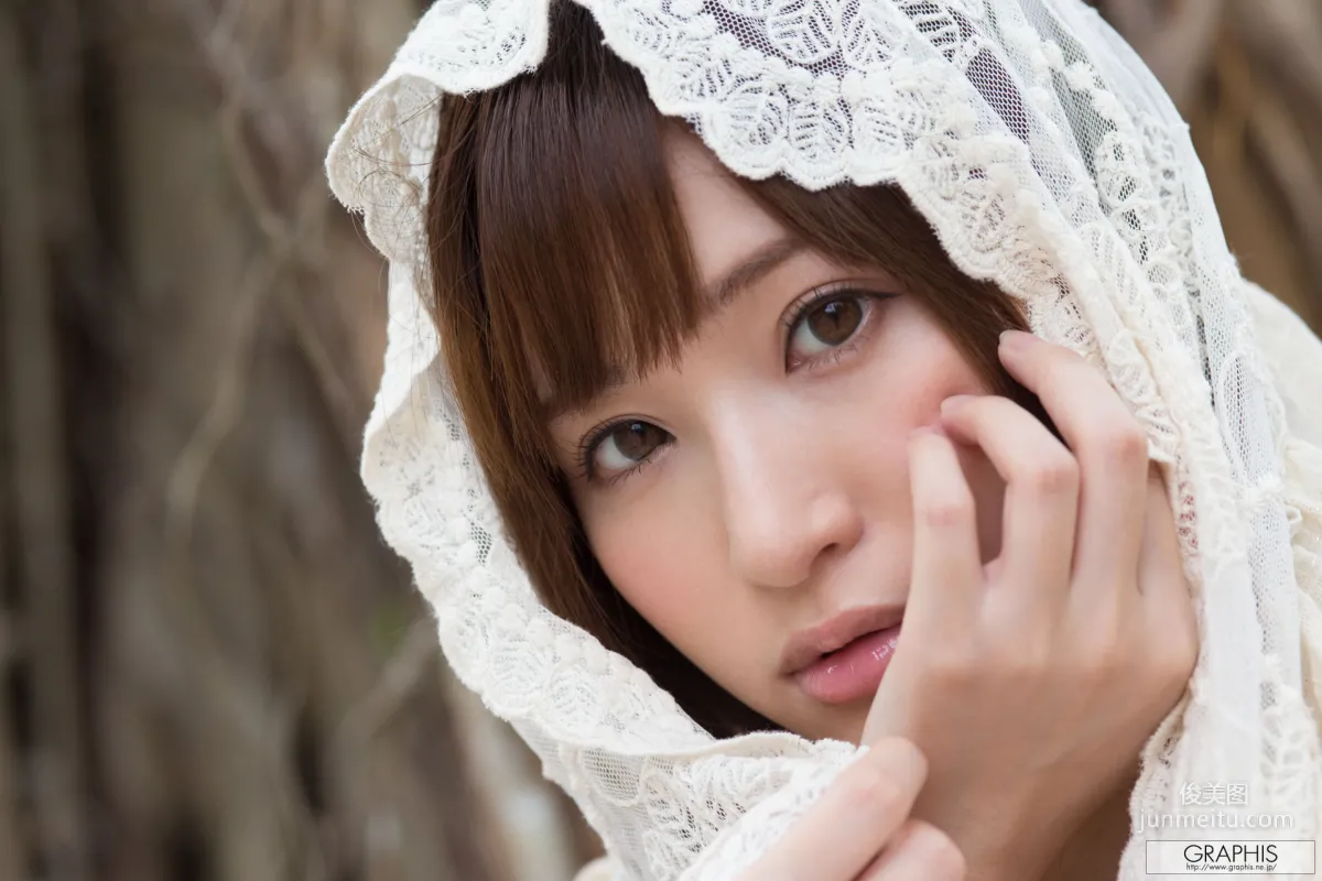 Moe Amatsuka: Graphis Gals photo 25