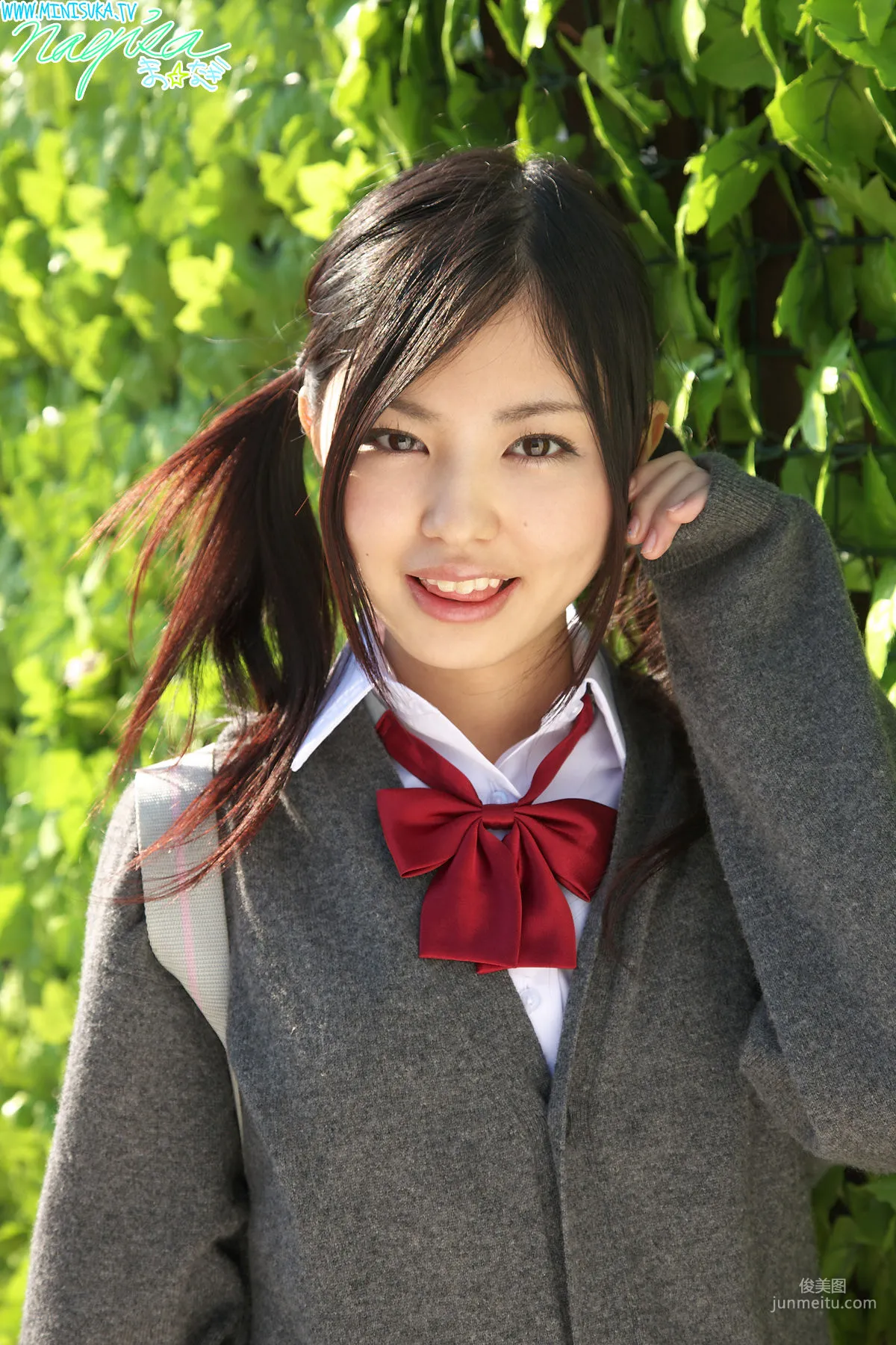 松山渚《雙馬尾校服誘惑》 [Minisuka.tv] 寫真集 57