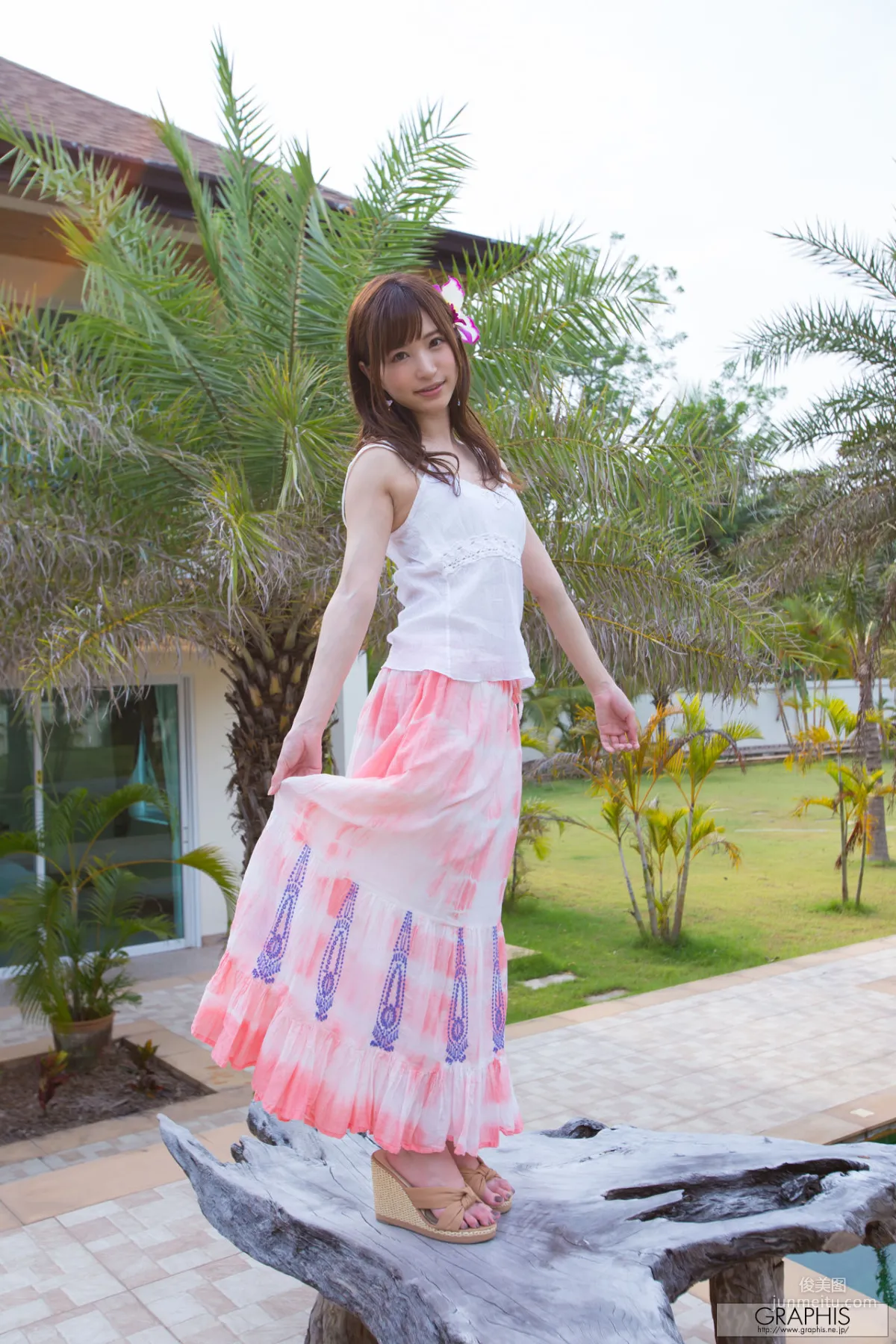 Moe Amatsuka: Graphis Gals photo 10