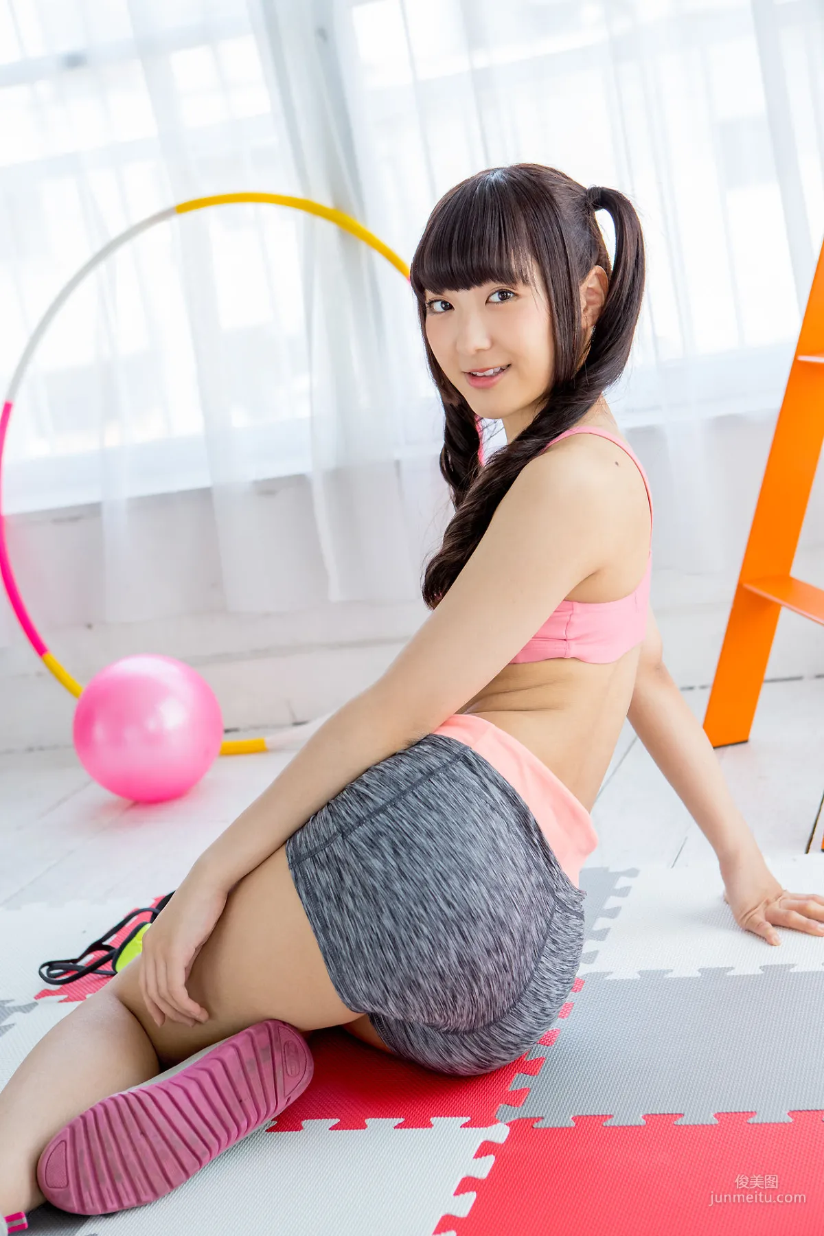 高梨あい《雙馬尾健身+背心系列》 [Minisuka.tv] 寫真集 27