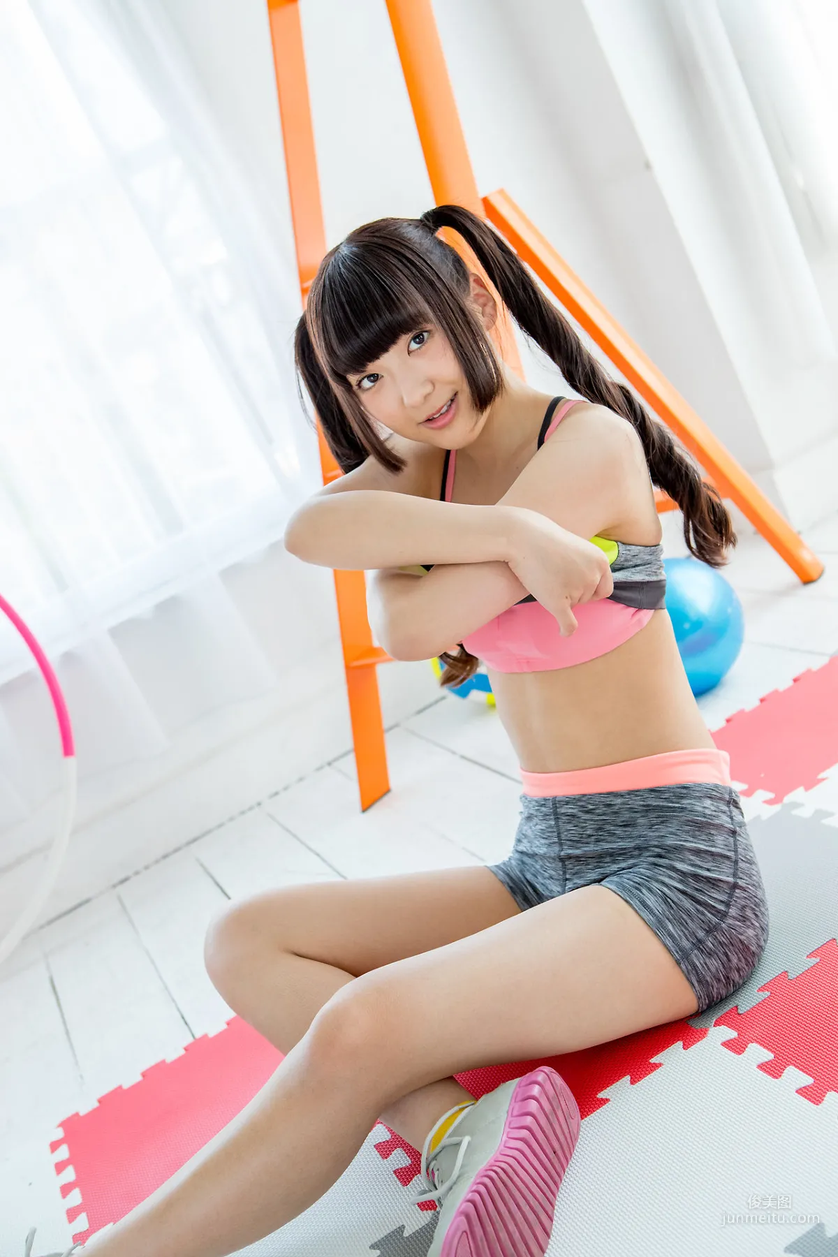 高梨あい《雙馬尾健身+背心系列》 [Minisuka.tv] 寫真集 25