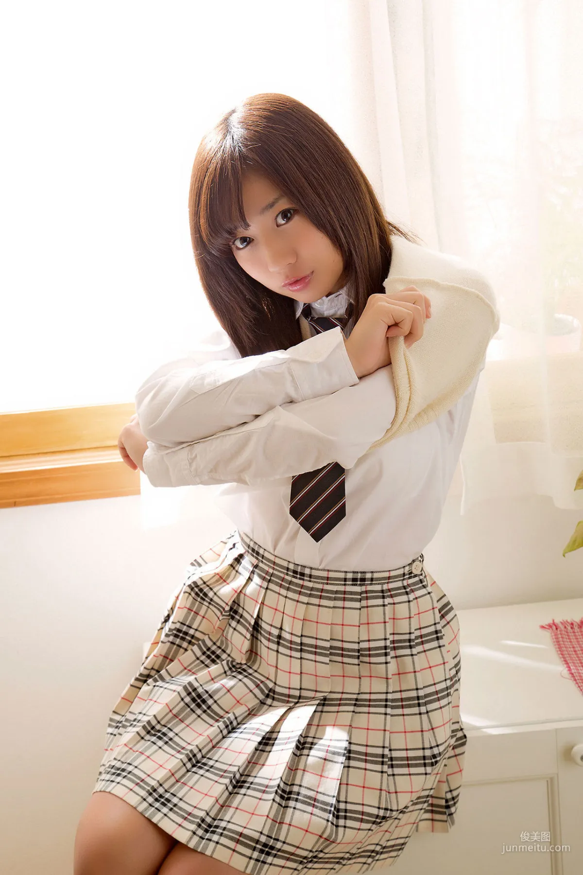 Ayaka Onuki, The Genuine Super Beautiful Girl JK Ayaka Onuki Must Shoot! Whole Thing [PhotoBook] Photo Set photo 6