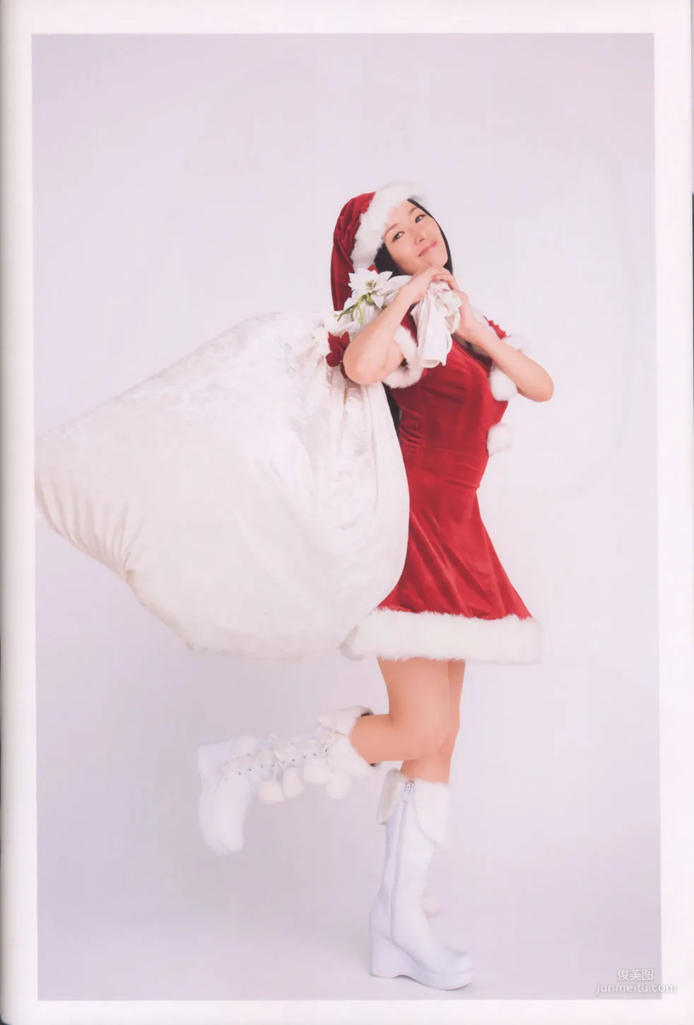 Rie Tanaka, Irodo Ri E [PhotoBook] Photo Set photo 13