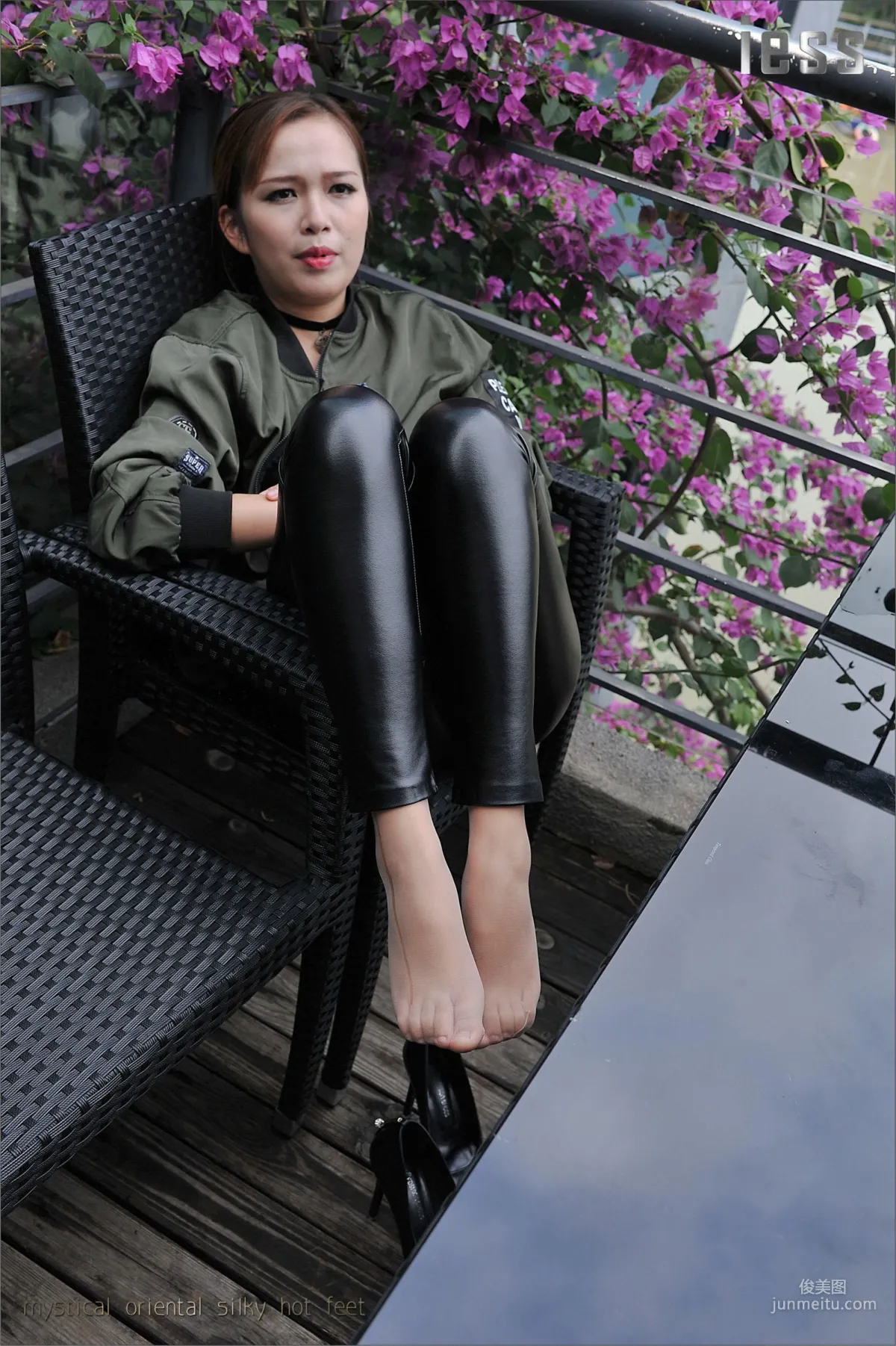 Yang Yang: IESS No. 021 photo 53