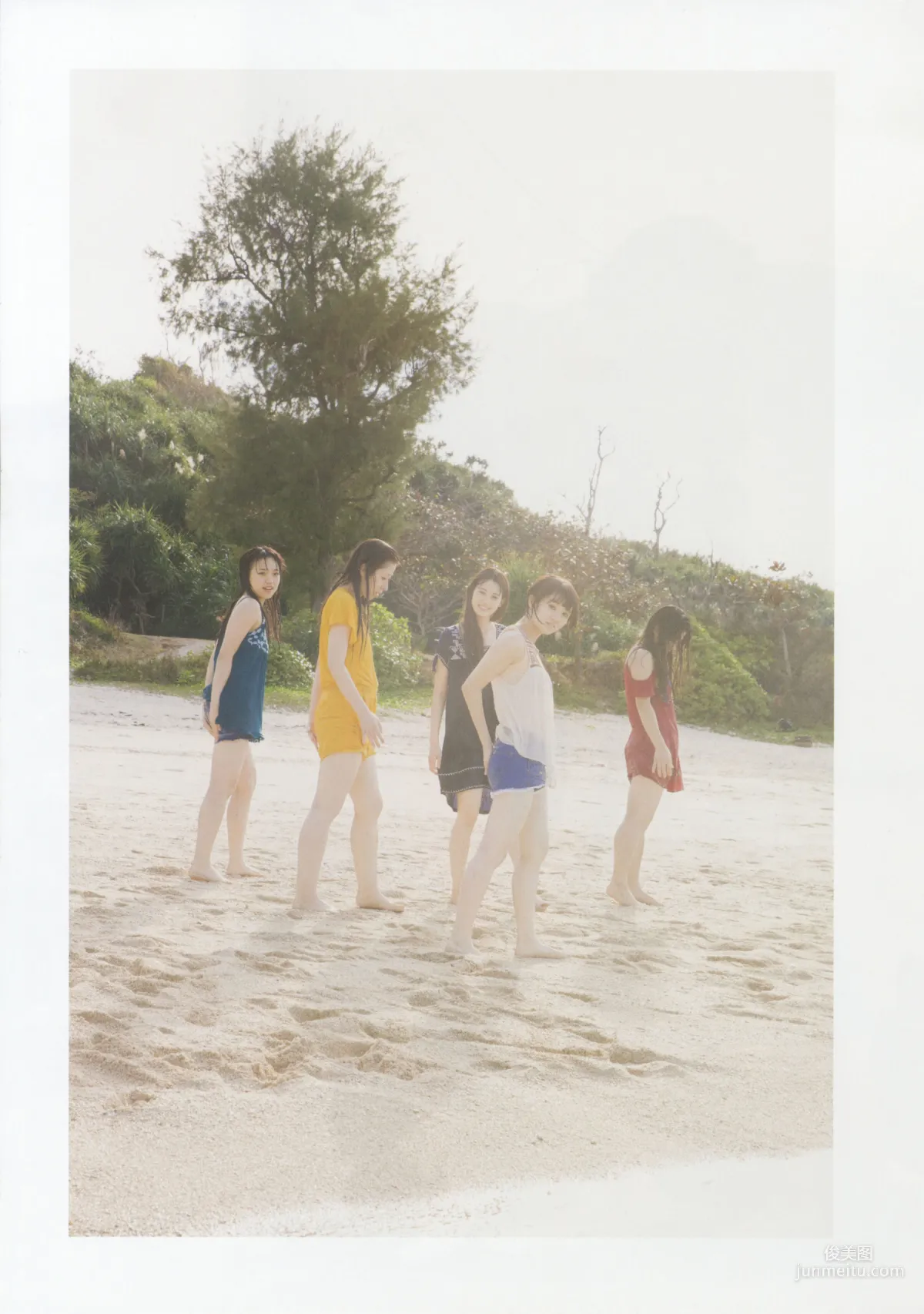 チームしゃちほこ 《SYACHI TRIP》 [PhotoBook] 写真集84
