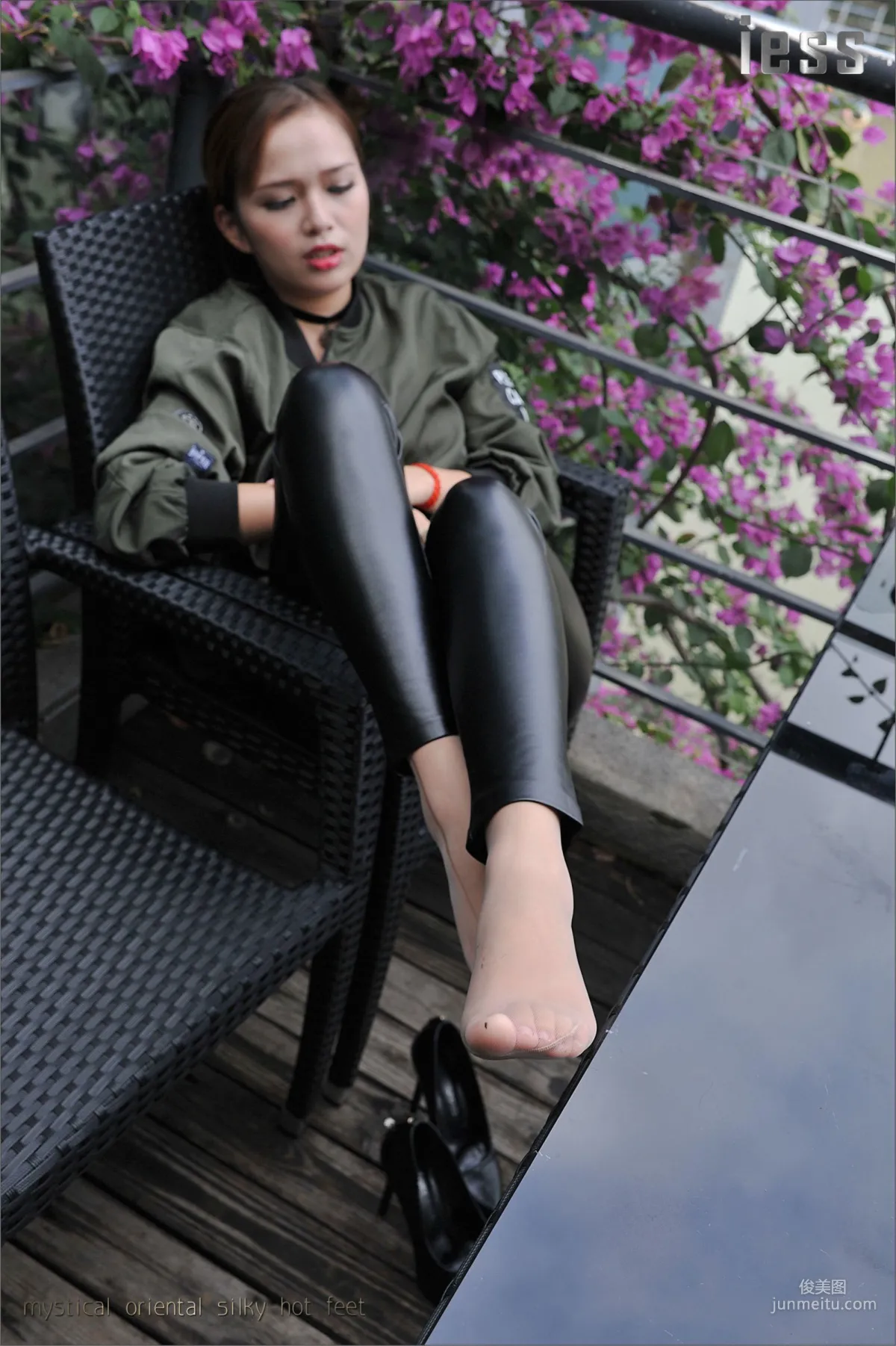 Yang Yang: IESS No. 021 photo 48