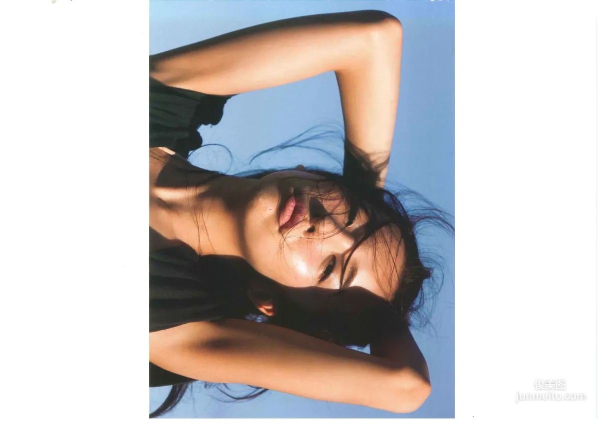 板野友美《release》 [PhotoBook] 写真集138