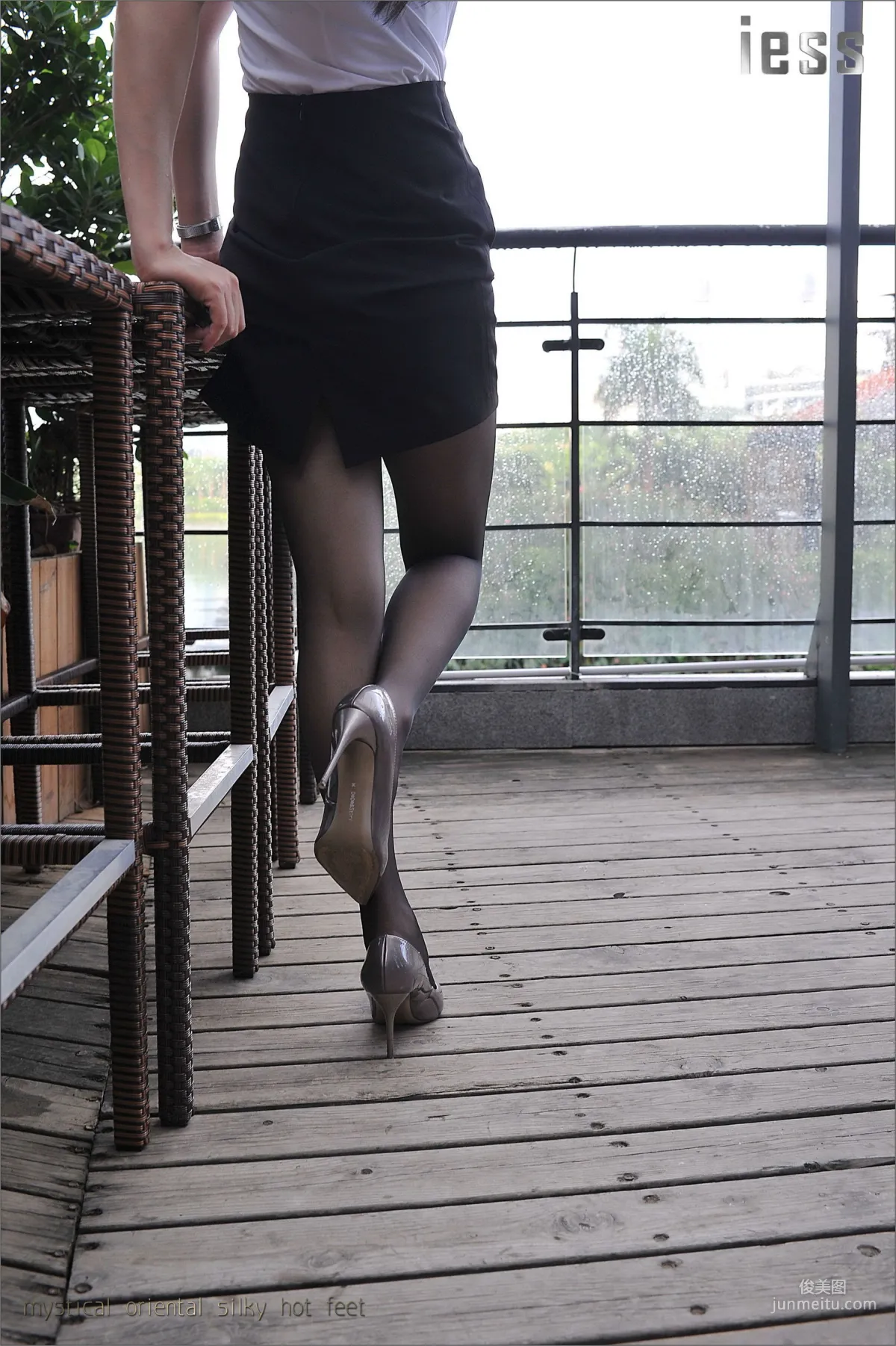 Silk Legs Bento 029 Xiao Xue "OL Uniform Black Stockings" [IESS] Photo Set photo 42