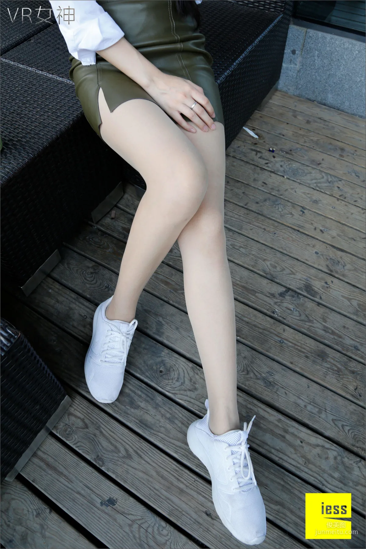Sasa: IESS No. 004 photo 7