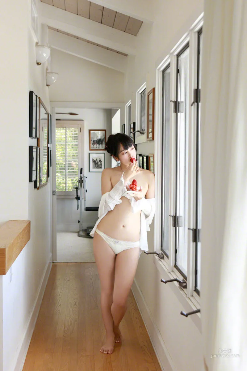 Mariko Seyama [Wanibooks] #140 Photo Set photo 31