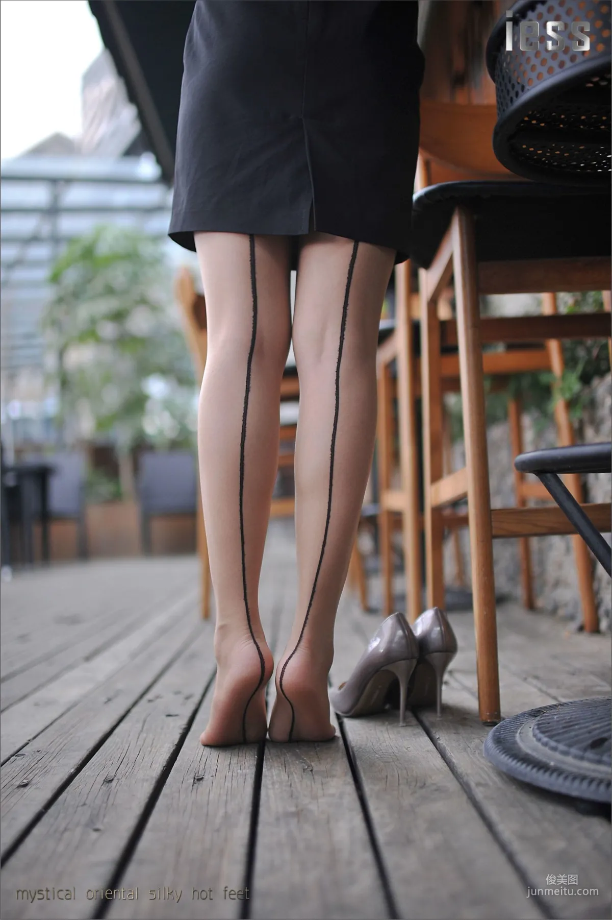 Silk Stockings Bento 025 Xiao Xue Professional White-Collar Flesh Stockings and Thin High Heels II [IESS] Photo Set photo 15