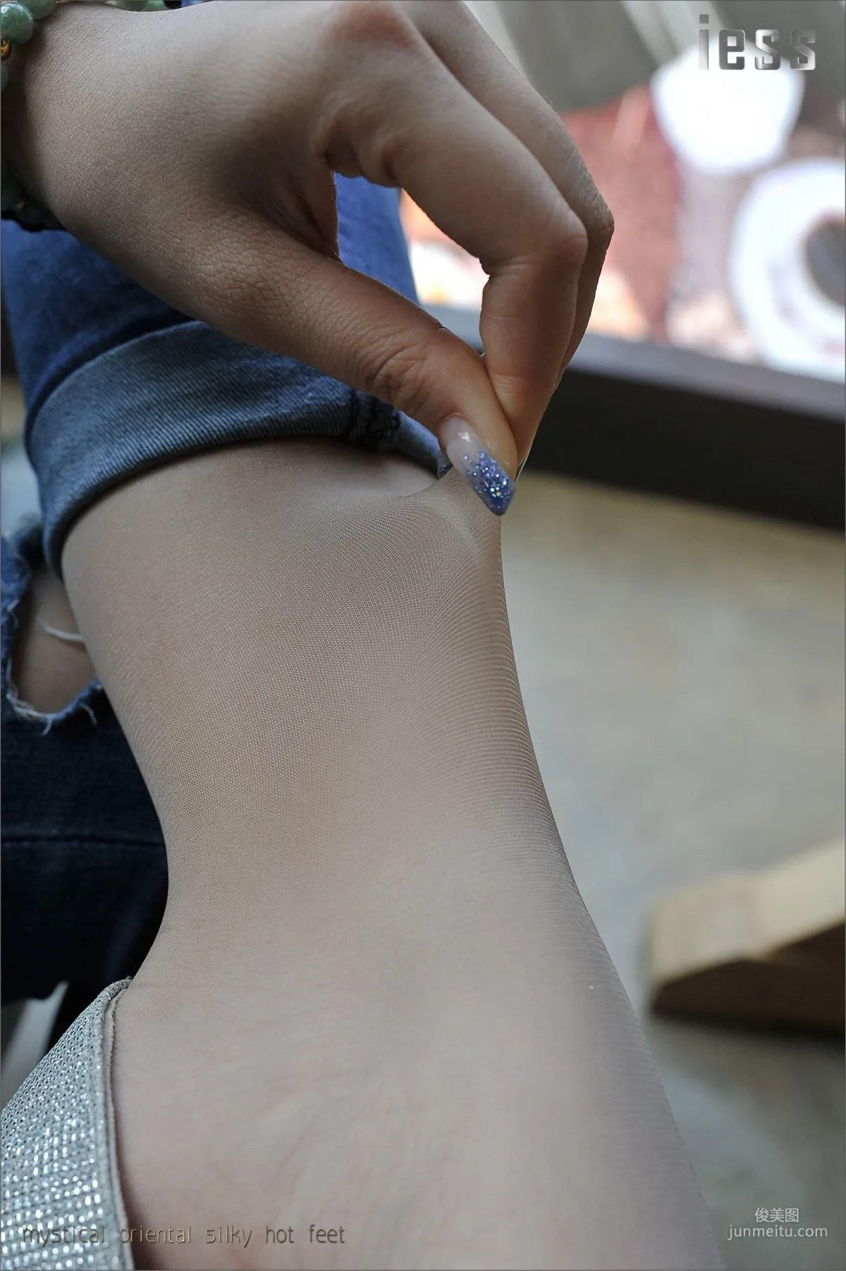 Silk Feet Bento 009 Zhang Xinyue 《Silk Feet, High Heels and Jeans 3》 [IESS] Photo Set photo 19