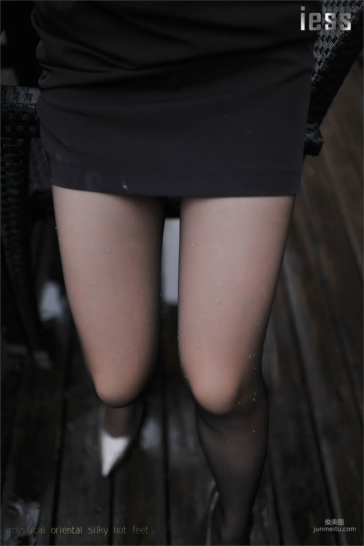 Silk Legs Bento 029 Xiao Xue "OL Uniform Black Stockings" [IESS] Photo Set photo 27