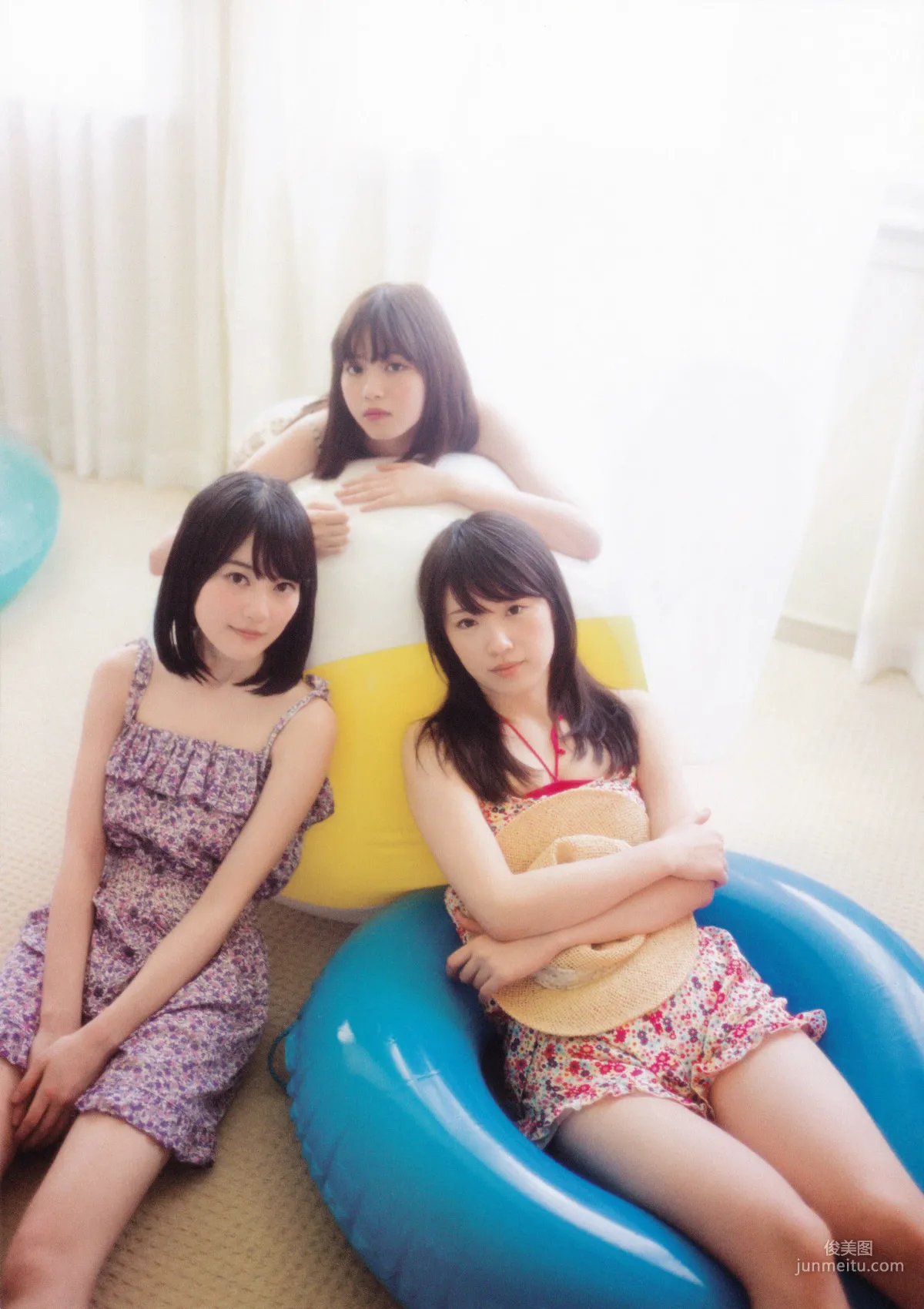 乃木坂46《極品正統清純少女組合》 [PhotoBook] 寫真集 26