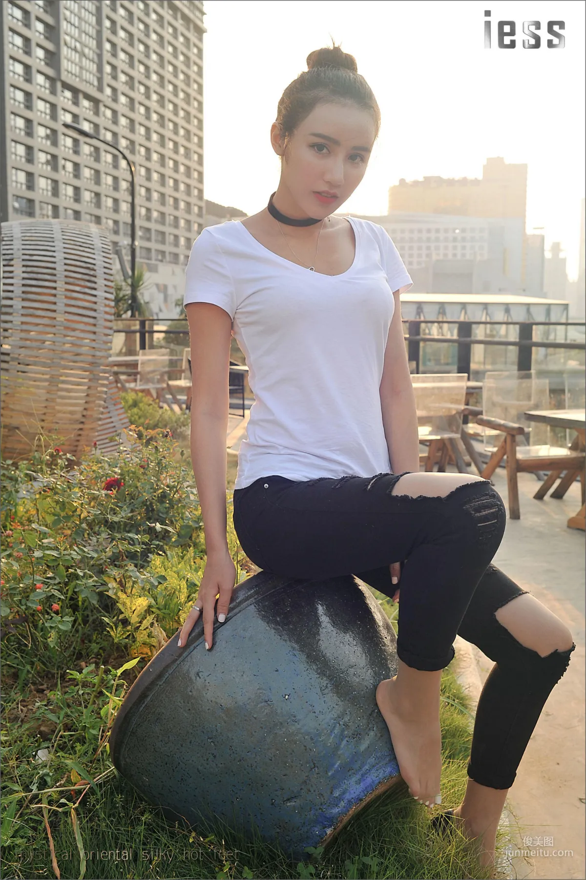 丝足便当018 SASA 《SASA与ES6(超薄肉丝)》[IESS异思趣向] 写真集1
