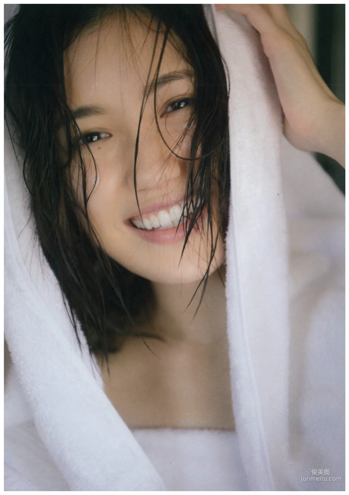 渡辺麻友『知らないうちに』 [PhotoBook] 寫真集 10