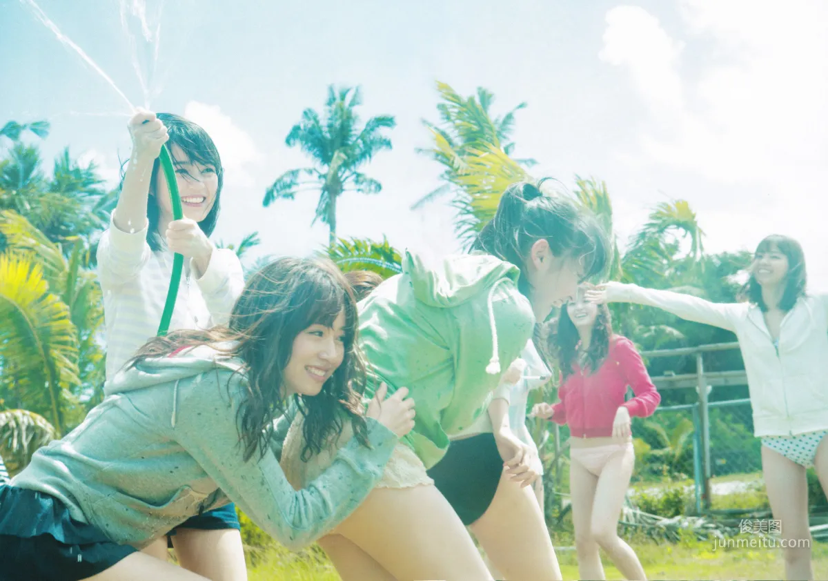 乃木坂46《極品正統清純少女組合》 [PhotoBook] 寫真集 30
