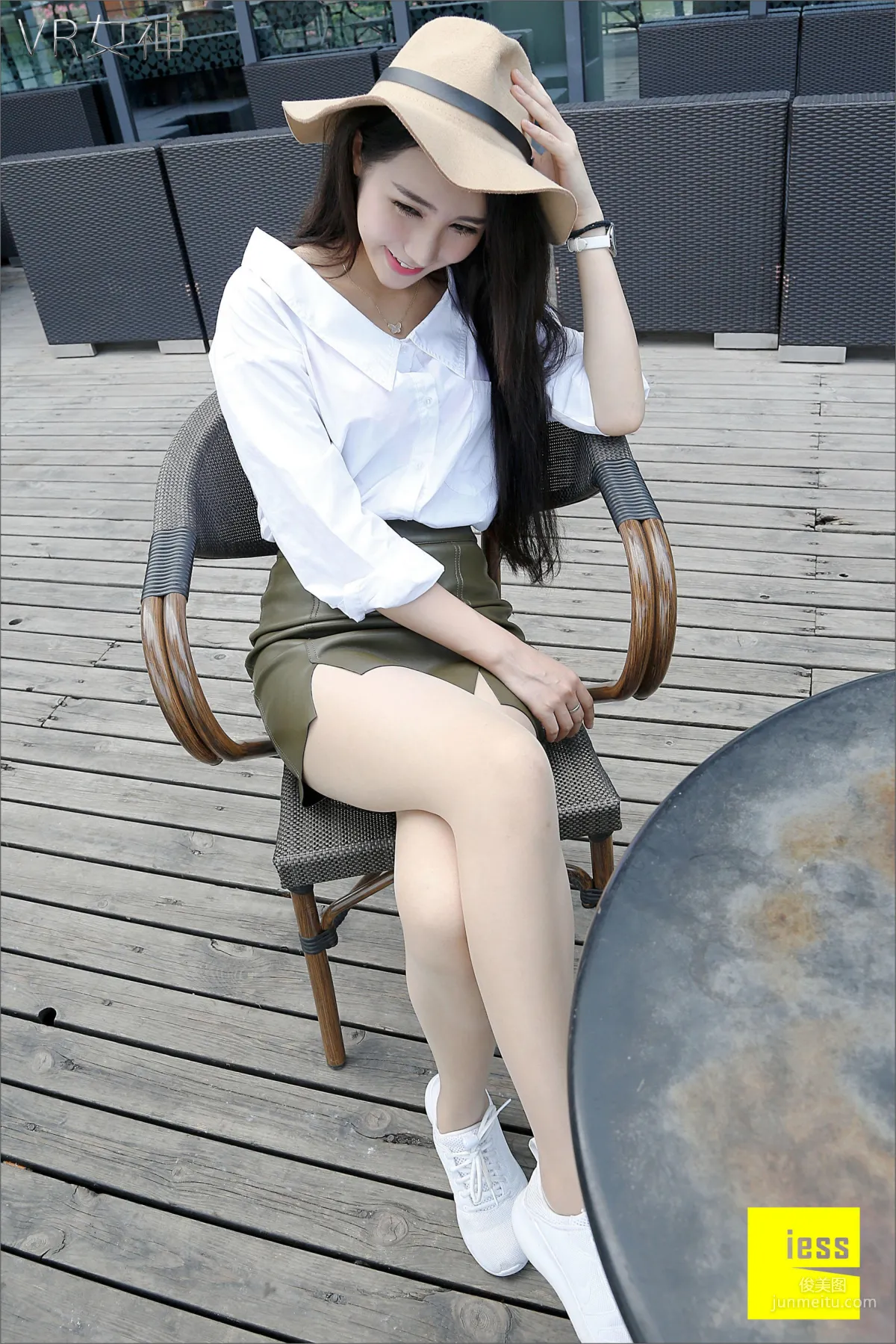 Sasa: IESS No. 004 photo 13