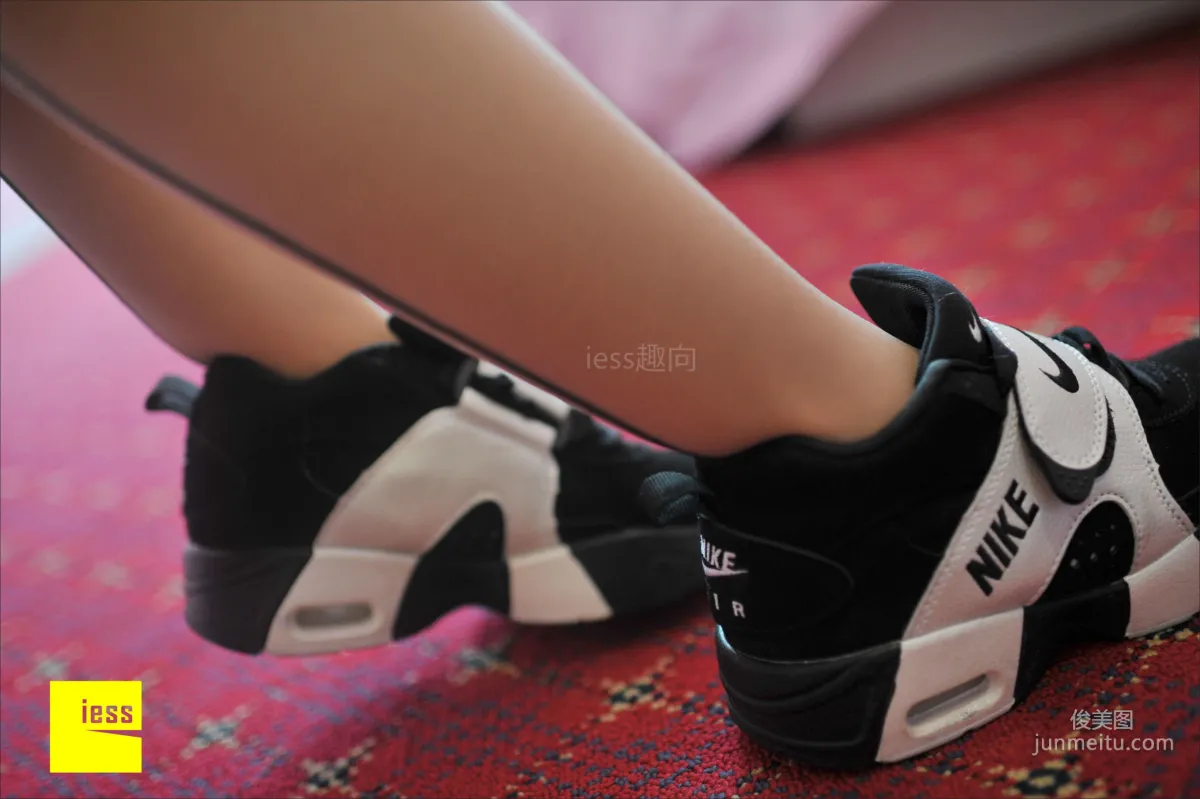 Silk Stockings Bento 003 Chu Chu, Stockings and Sneakers [IESS] Photo Set photo 18
