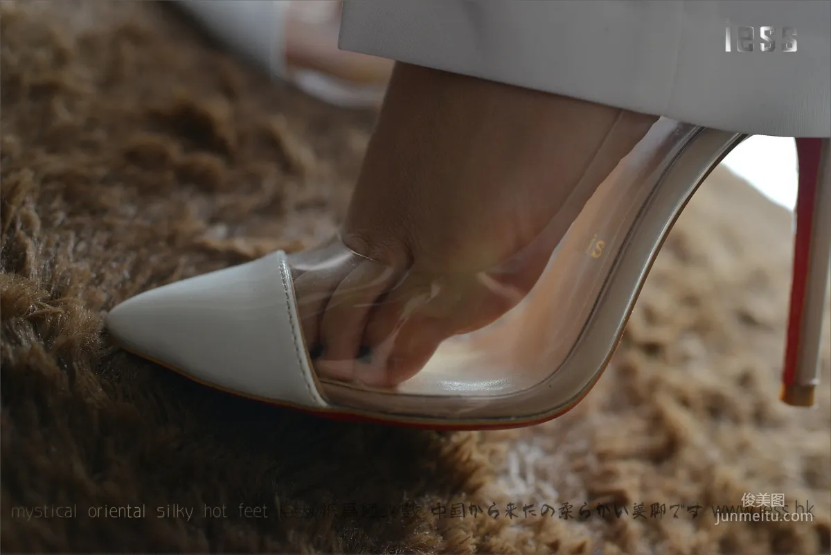 Silk Feet Bento 058 Xuan Nian Collection - Bare Feet High Heels [IESS] Photo Set photo 39