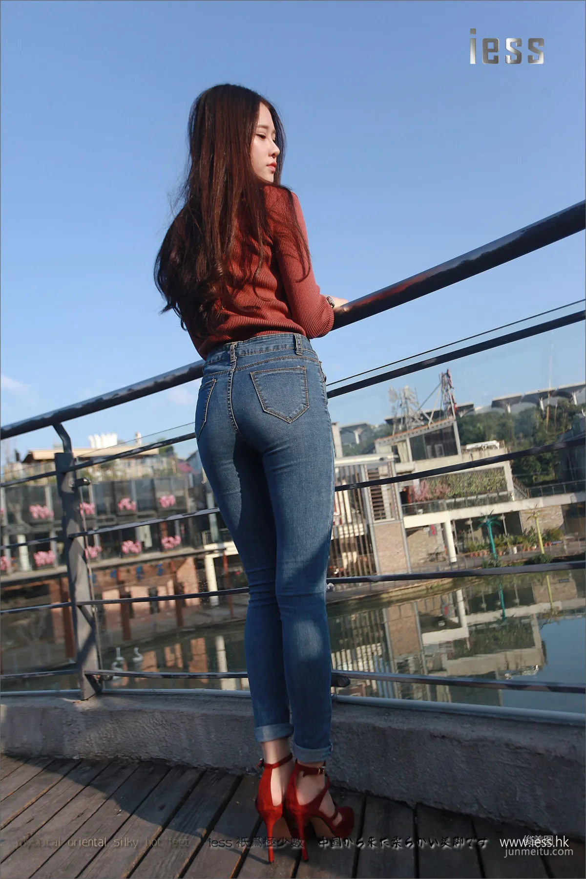 Silk Stockings Bento 102 Jia Ye, Fairy Brand Jeans and High Heels with Flesh Stockings [IESS] Photo Set photo 63