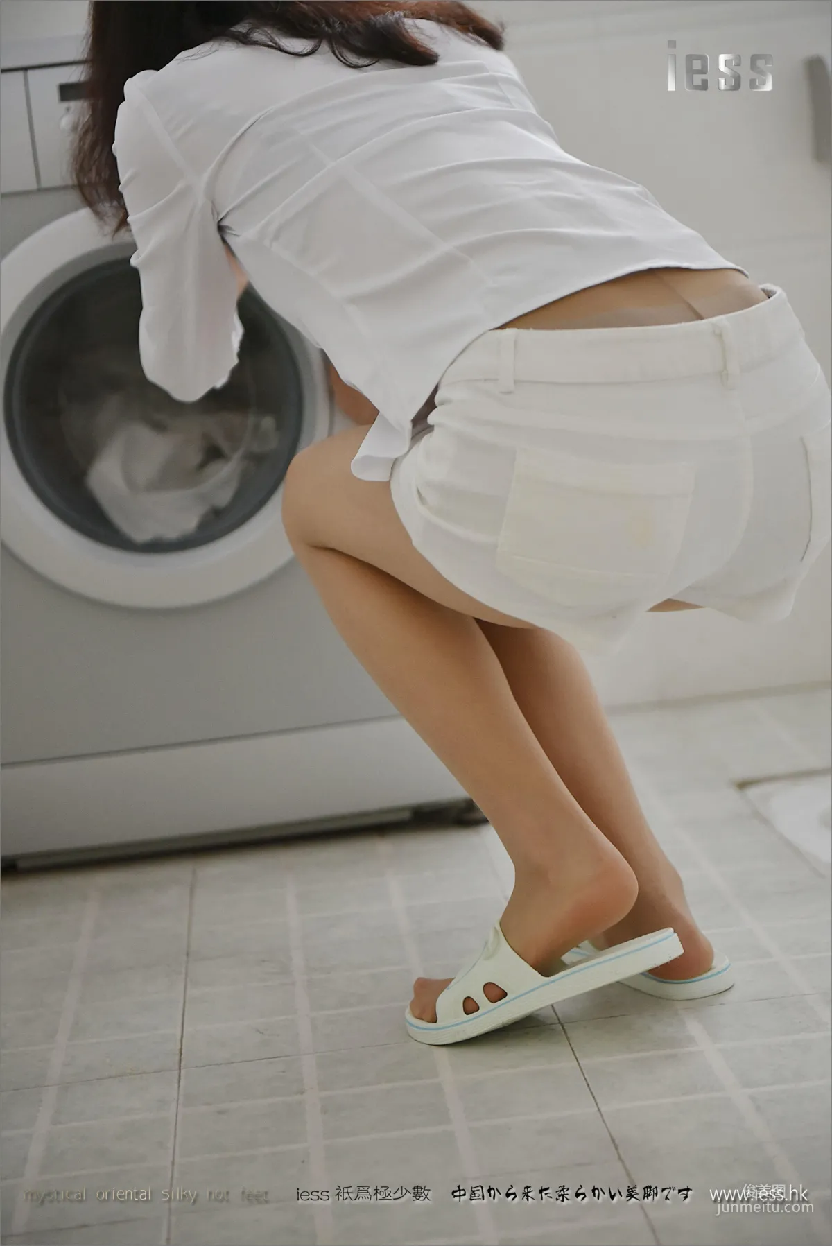 Silk Feet Bento 101 Xiao Liu Silk Feet Scene Story 7《Sister's Weekend》-part3 Laundry [IESS] Photo Set photo 5