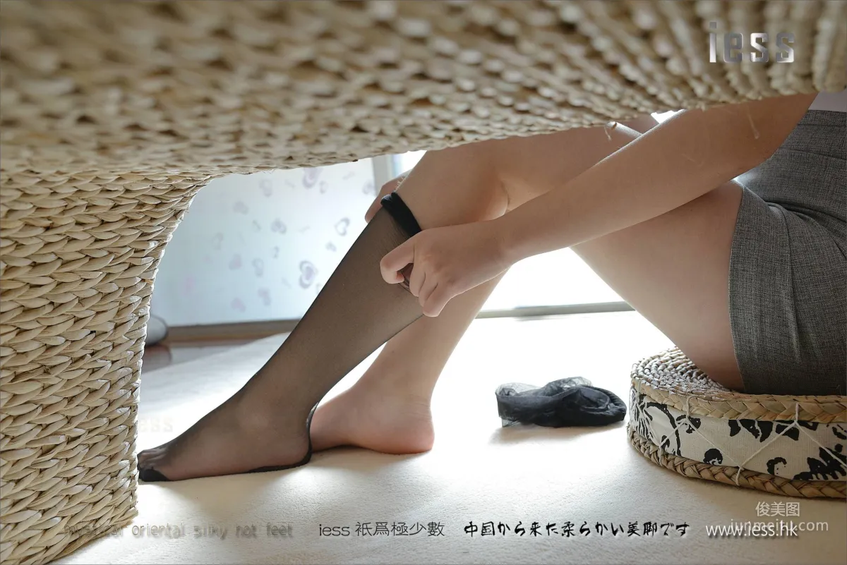 Silk Stockings Bento 111 Xiao Xi, Stockings Off Continuous Photos [IESS] Photo Set photo 15