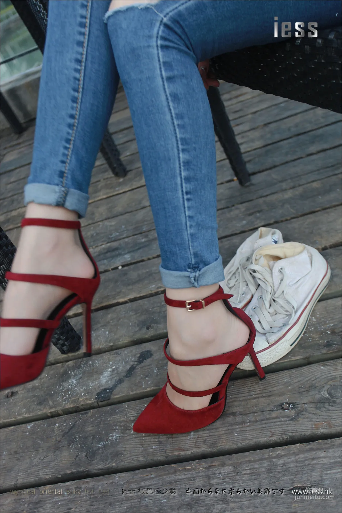 Silk Stockings Bento 102 Jia Ye, Fairy Brand Jeans and High Heels with Flesh Stockings [IESS] Photo Set photo 18