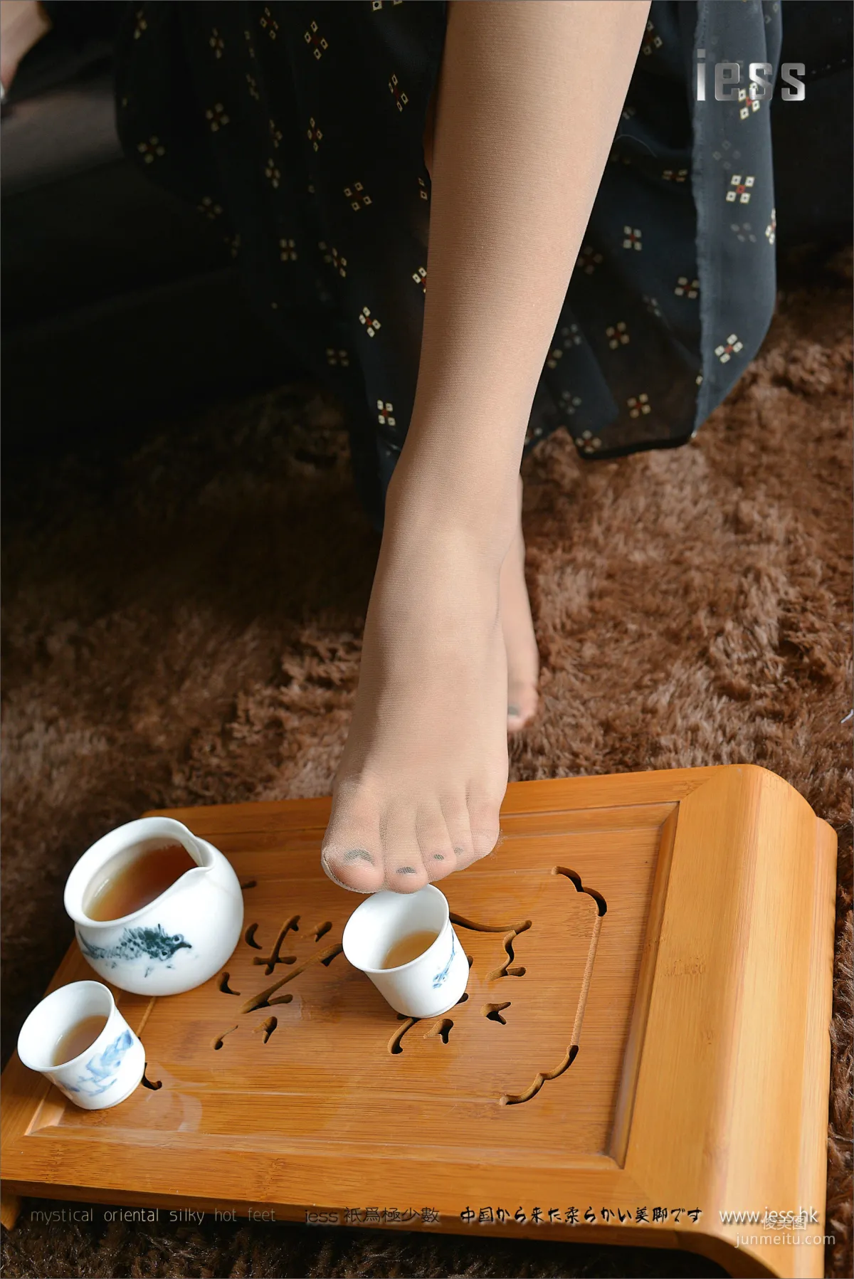 丝足便当068 小C 《请茶》[IESS异思趣向] 写真集26