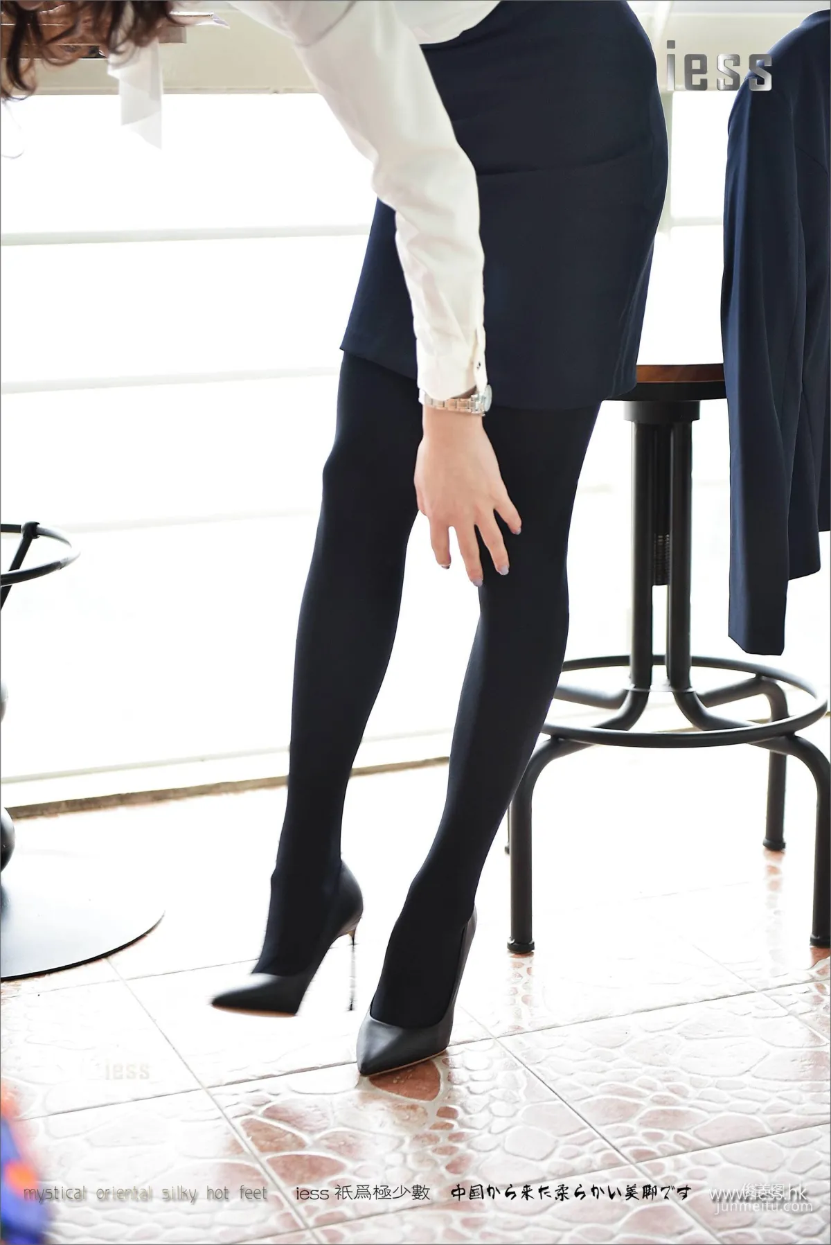 Silk Feet Bento 103 Xiao Liu, The Unsatisfied Thick Black Stockings [IESS] Photo Set photo 28