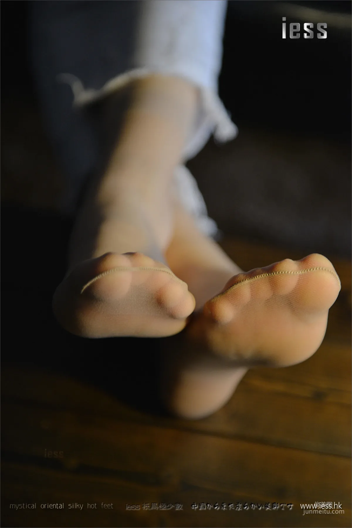 Silk Stockings Bento 090 Xiao Xi Short Flesh Stockings Close-Up Collection [IESS] Photo Set photo 5