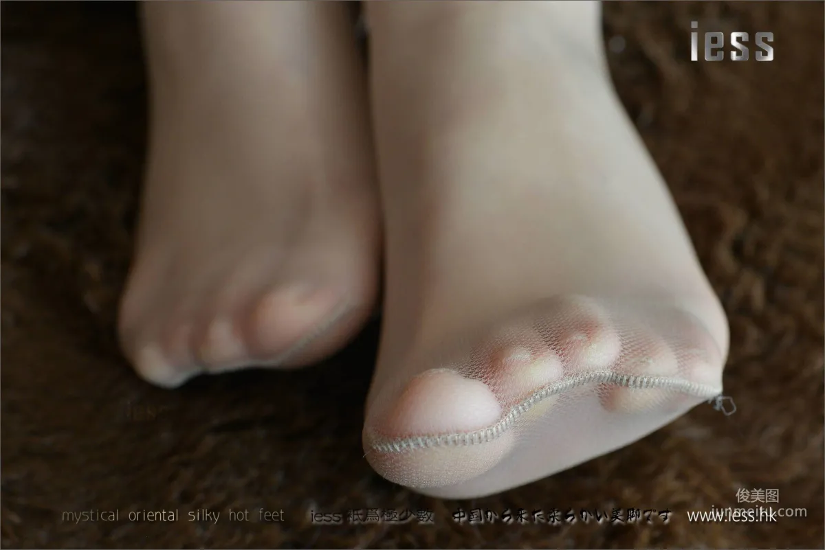 Silk Stockings Bento 105 Xiao Xi《My Female Colleague 2》 [IESS] Photo Set photo 6