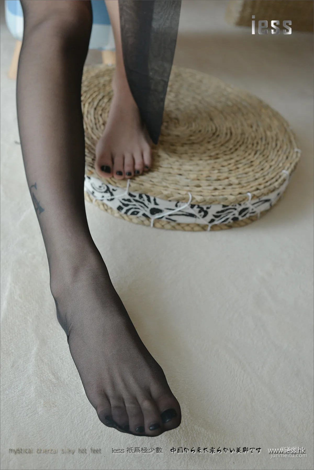 Silk Legs Bento 095 Xiao Xiao, Black Stockings Queen [IESS] Photo Set photo 51