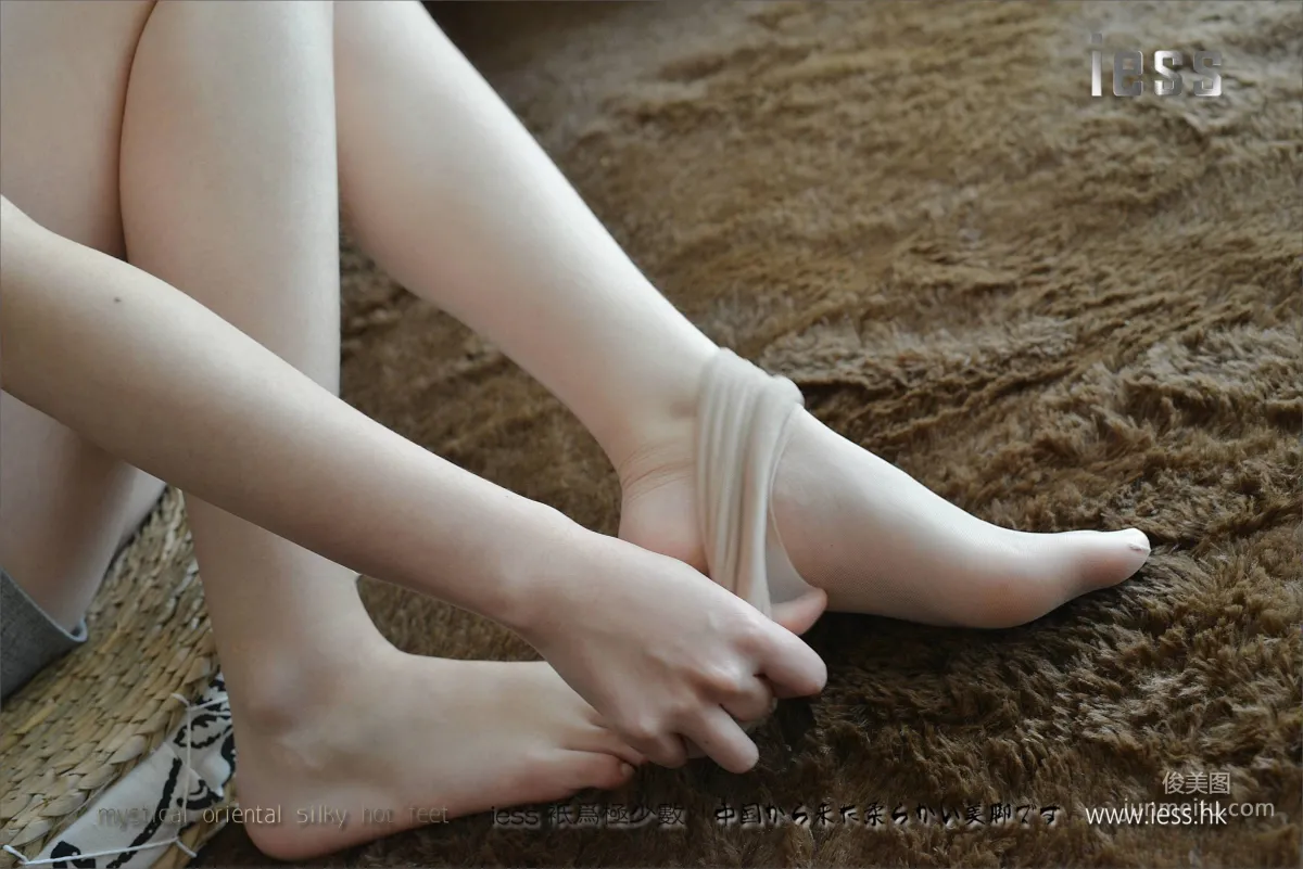 Silk Stockings Bento 105 Xiao Xi《My Female Colleague 2》 [IESS] Photo Set photo 51