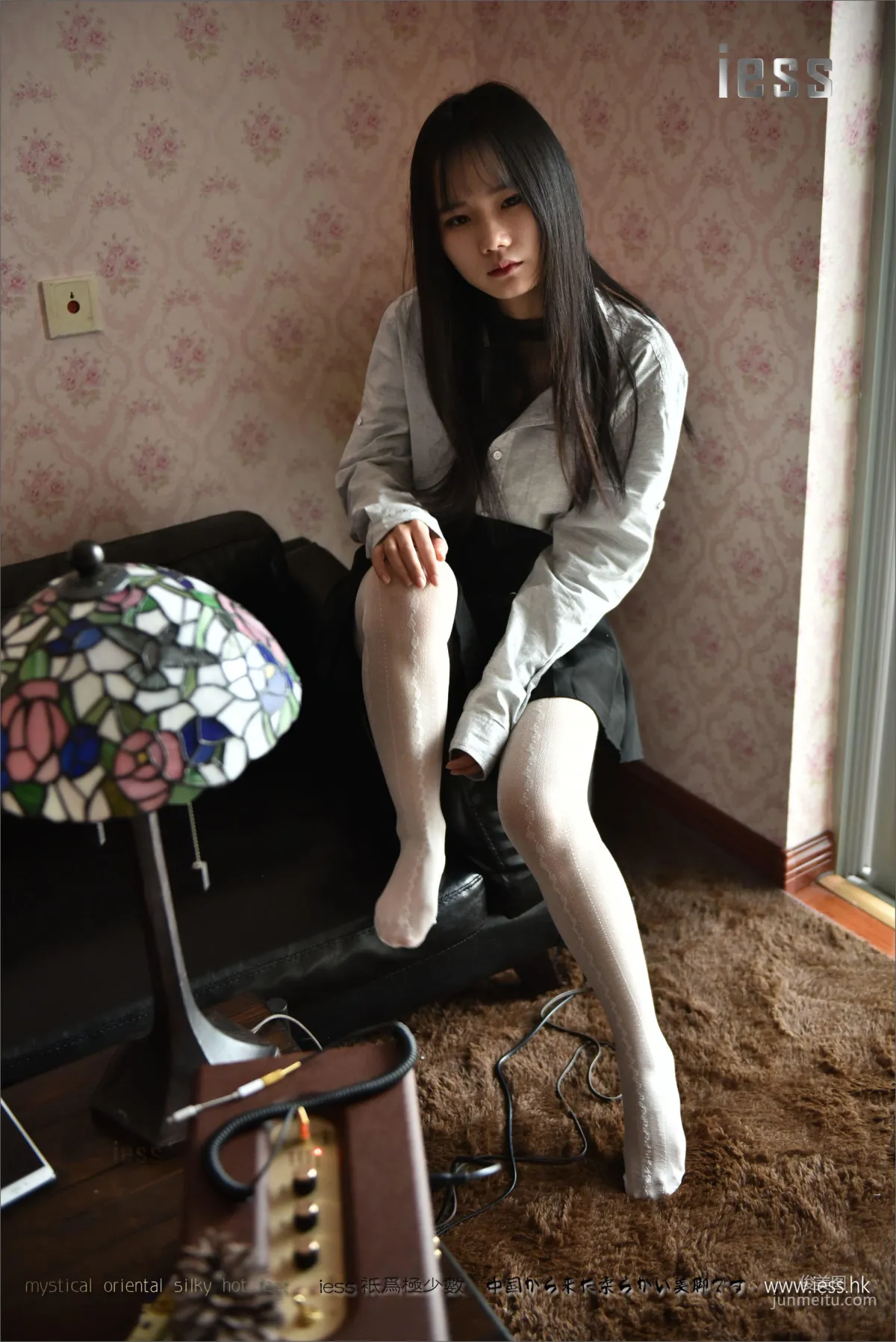Silk Stockings Bento 097 Qi Qi, Qi Qi's Lace Pantyhose [IESS] Photo Set photo 18