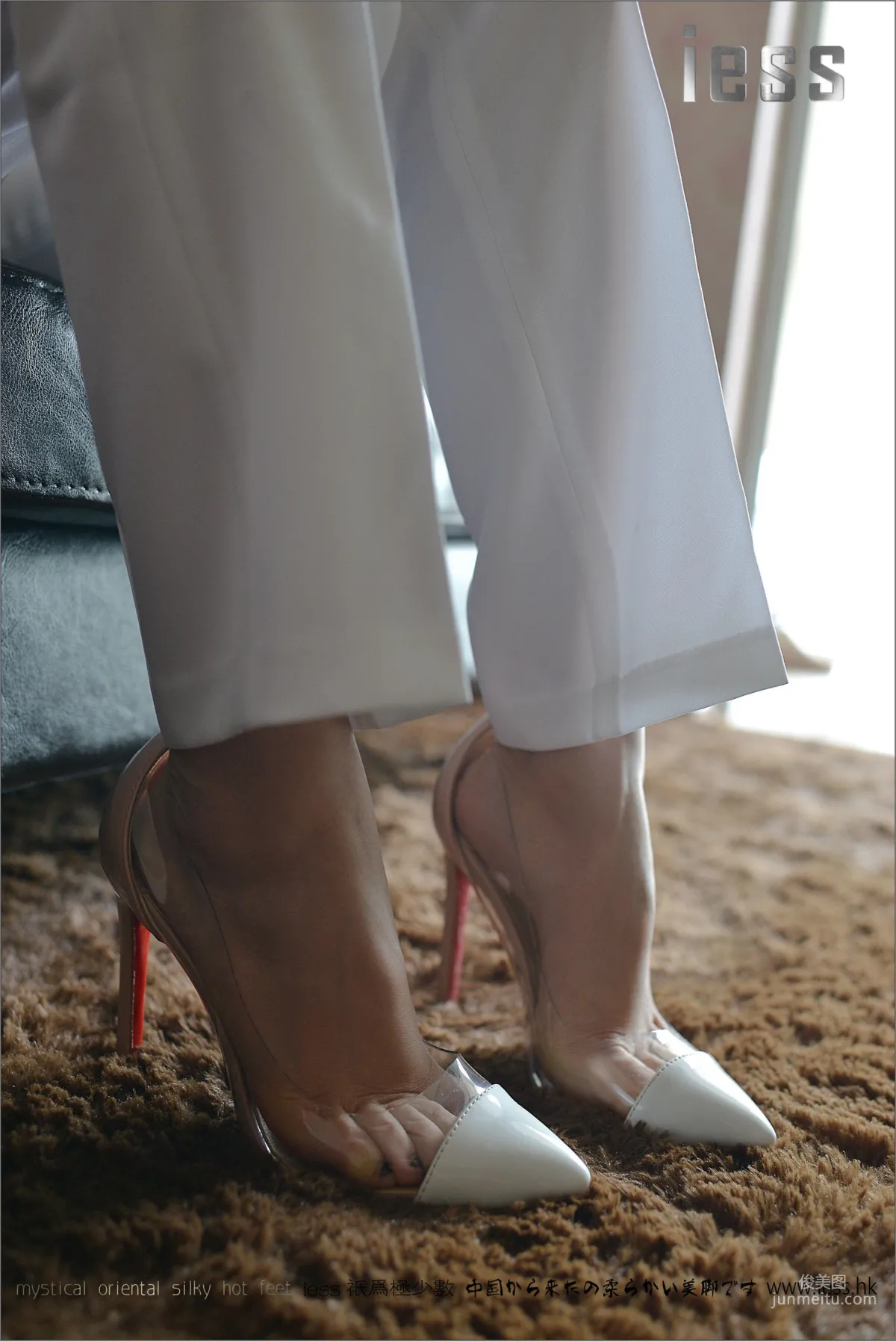 Silk Feet Bento 058 Xuan Nian Collection - Bare Feet High Heels [IESS] Photo Set photo 17