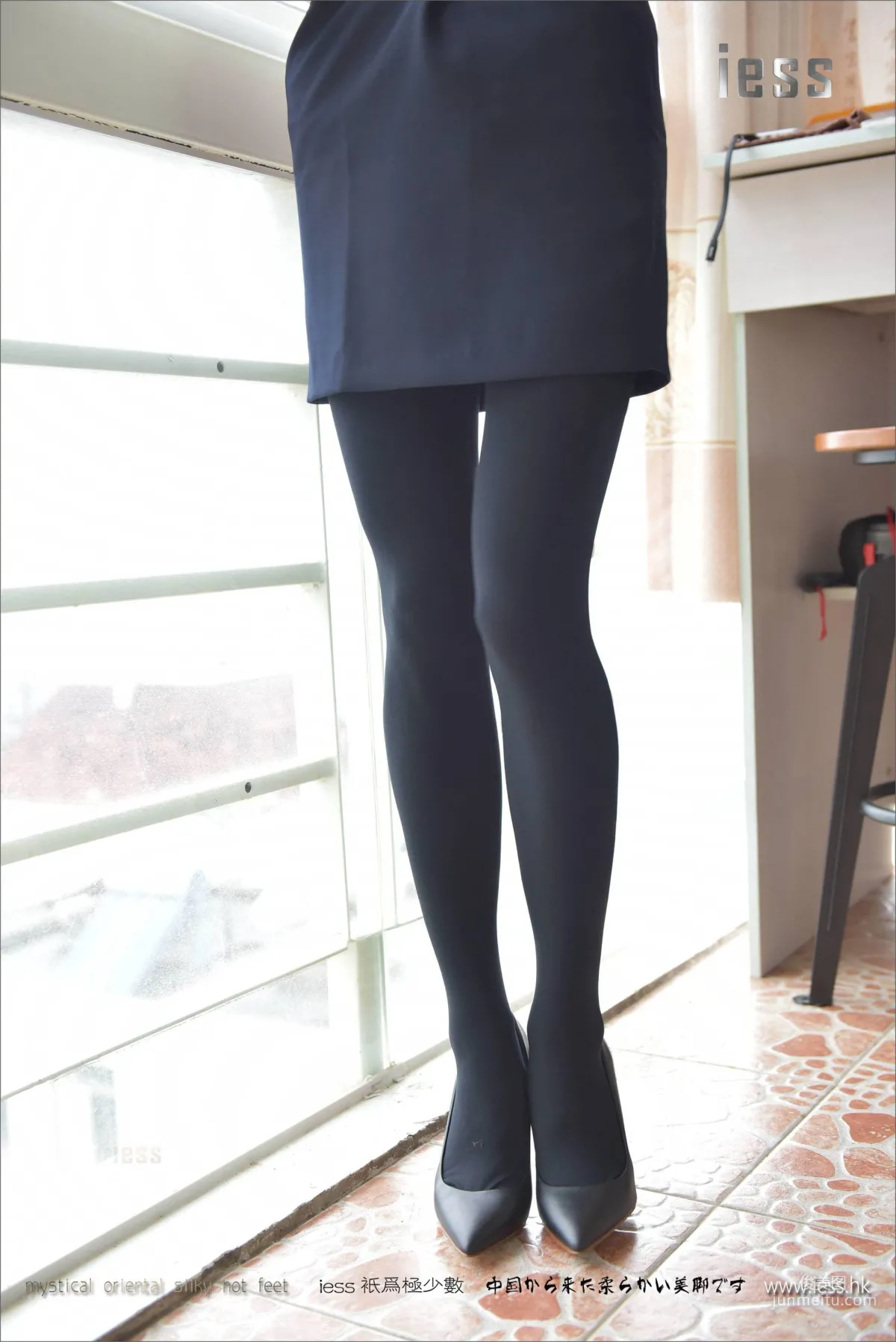 Silk Feet Bento 103 Xiao Liu, The Unsatisfied Thick Black Stockings [IESS] Photo Set photo 38