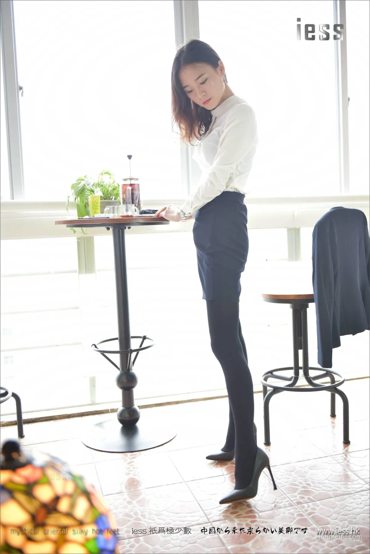 Silk Feet Bento 103 Xiao Liu, The Unsatisfied Thick Black Stockings [IESS] Photo Set photo 32