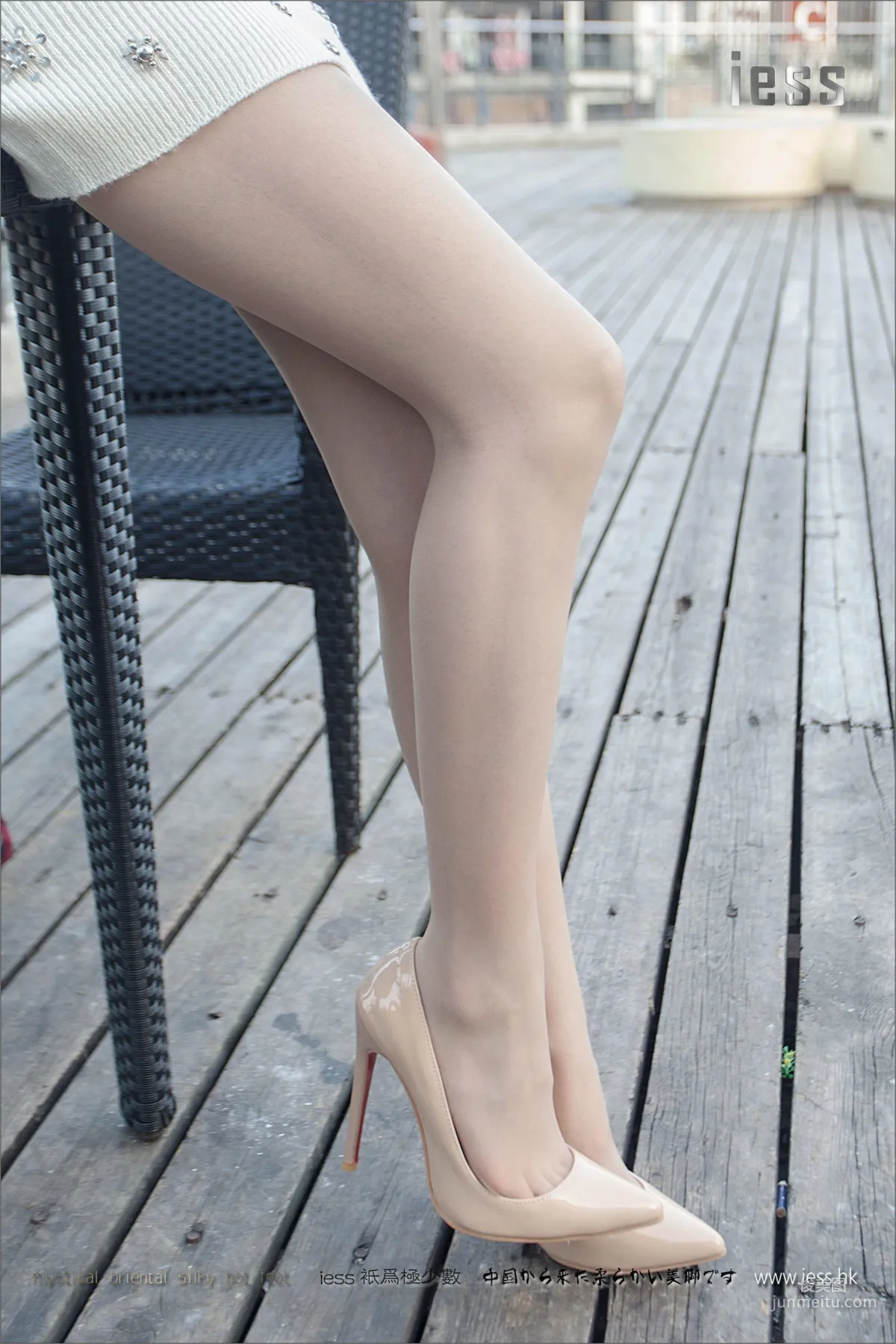 Silk Feet Bento 075 Jia Jia Jia Jia's Ultra-Sheer Flesh Stockings [IESS] Photo Set photo 1