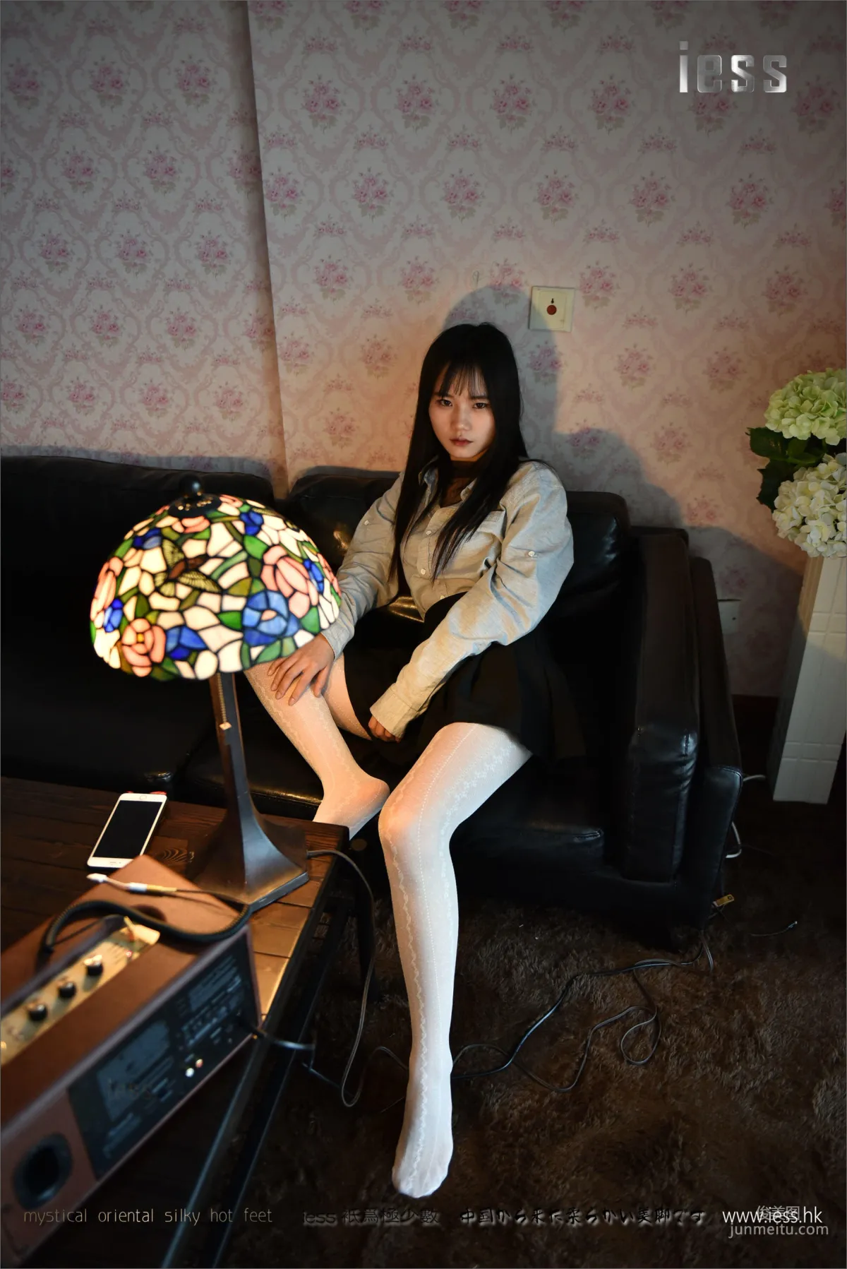 Silk Stockings Bento 097 Qi Qi, Qi Qi's Lace Pantyhose [IESS] Photo Set photo 5
