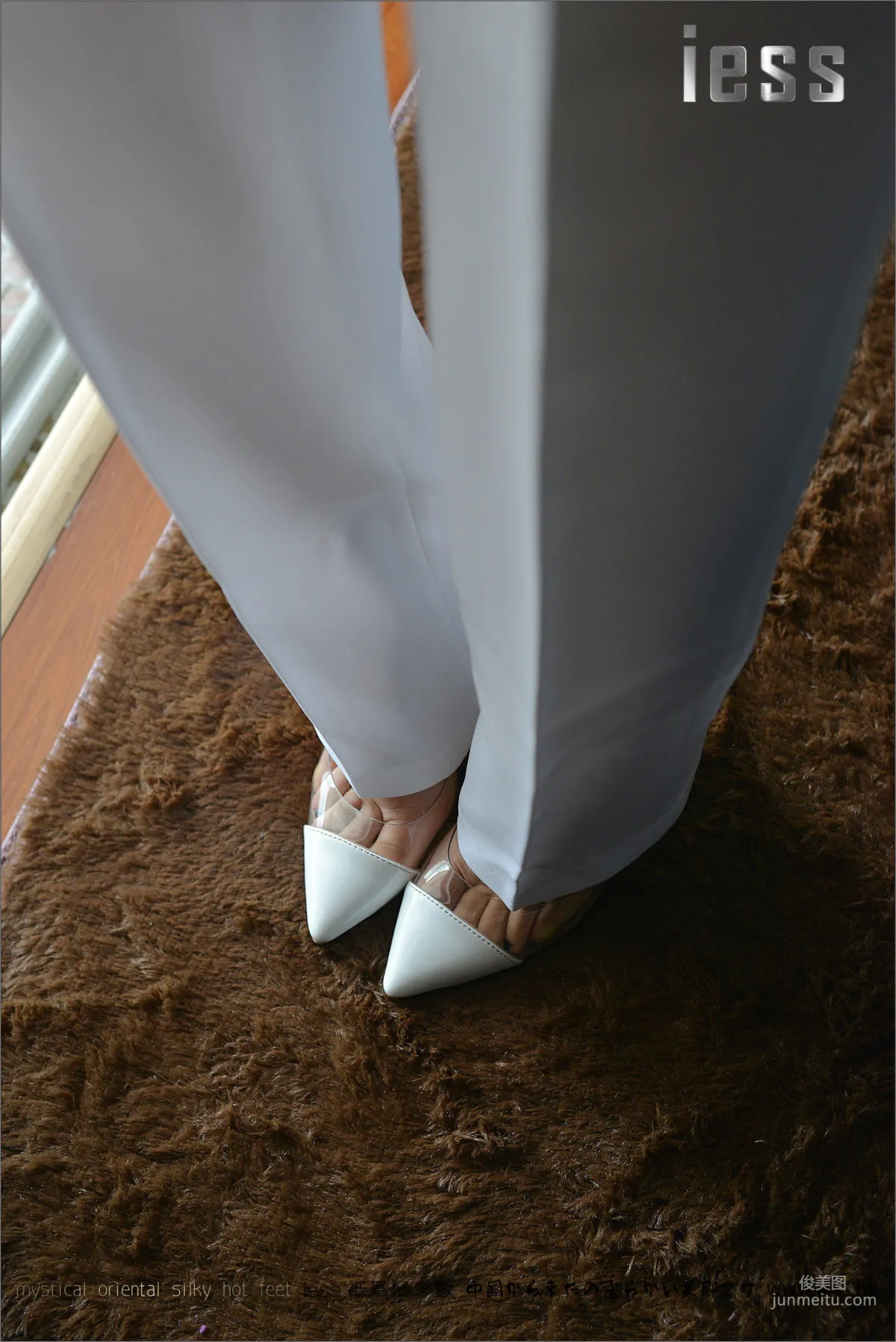Silk Feet Bento 058 Xuan Nian Collection - Bare Feet High Heels [IESS] Photo Set photo 28
