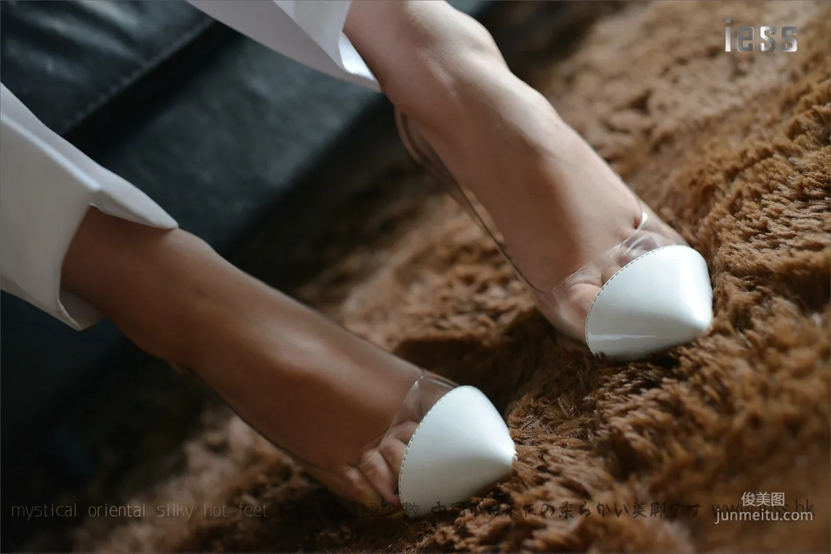 Silk Feet Bento 058 Xuan Nian Collection - Bare Feet High Heels [IESS] Photo Set photo 90