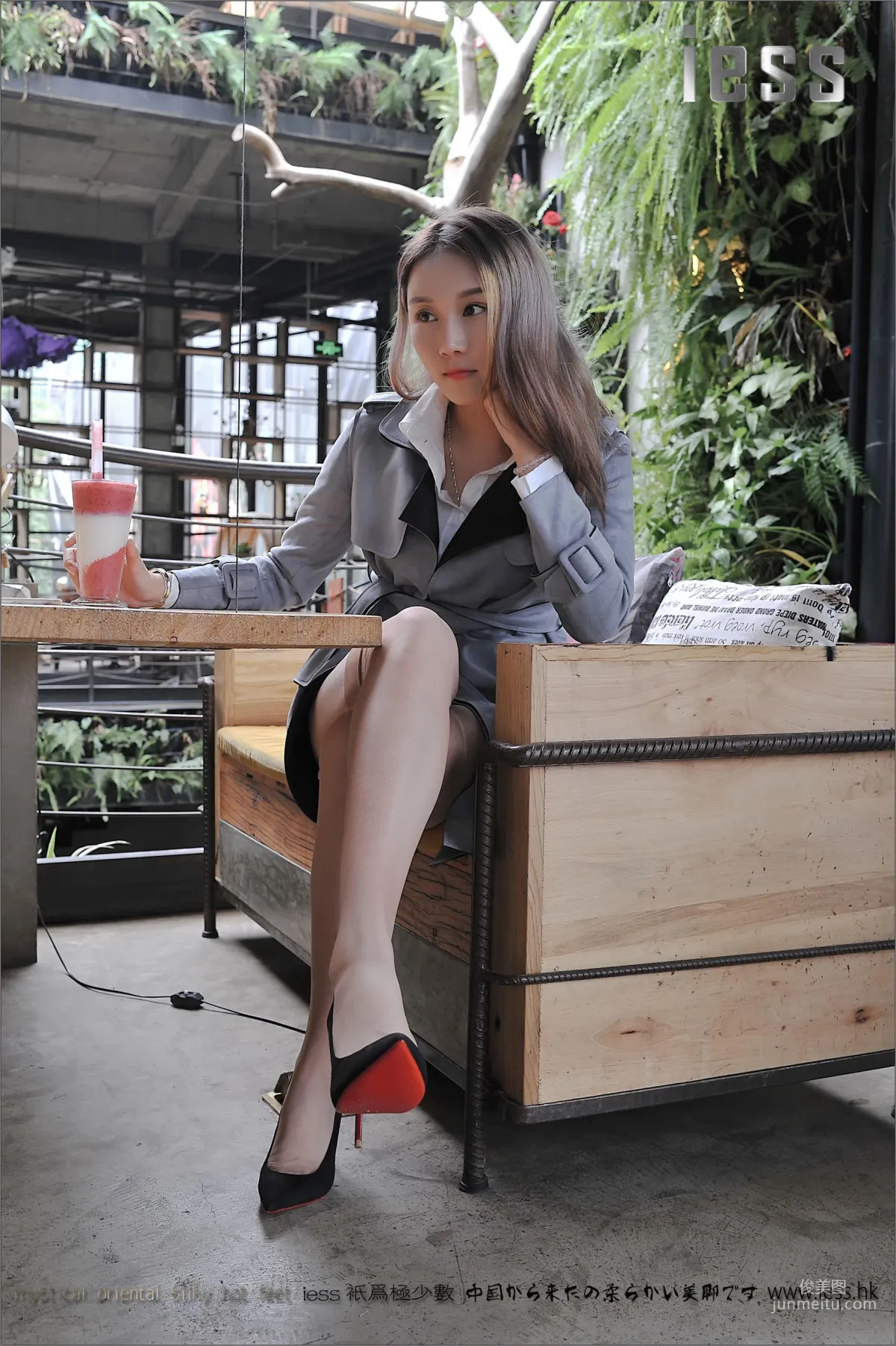 丝足便当048 《羽》[IESS异思趣向] 写真集15