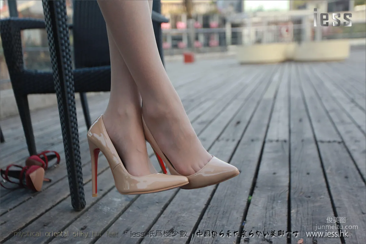 Silk Feet Bento 075 Jia Jia Jia Jia's Ultra-Sheer Flesh Stockings [IESS] Photo Set photo 5