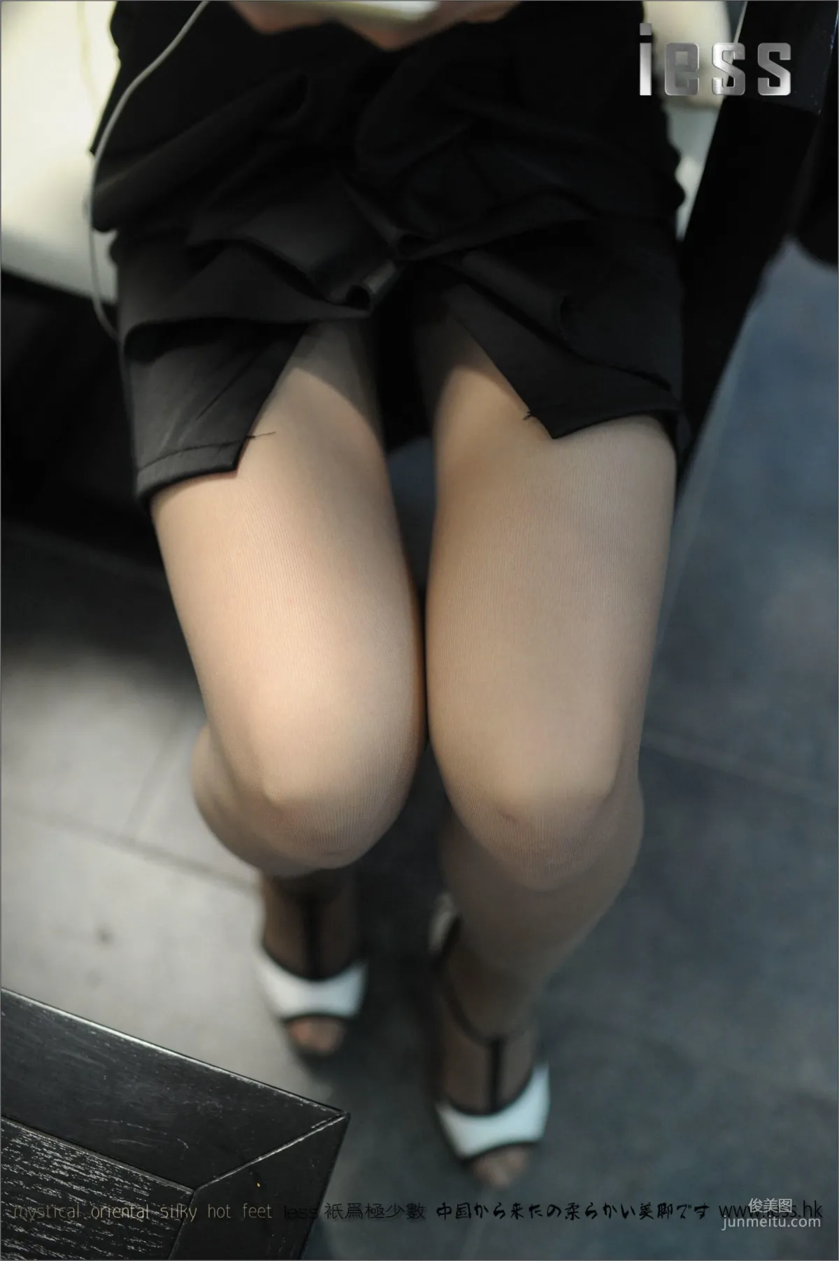 Silk Stockings Bento 043 Crazy Gray Stockings Christmas Special Edition [IESS] Photo Set photo 14