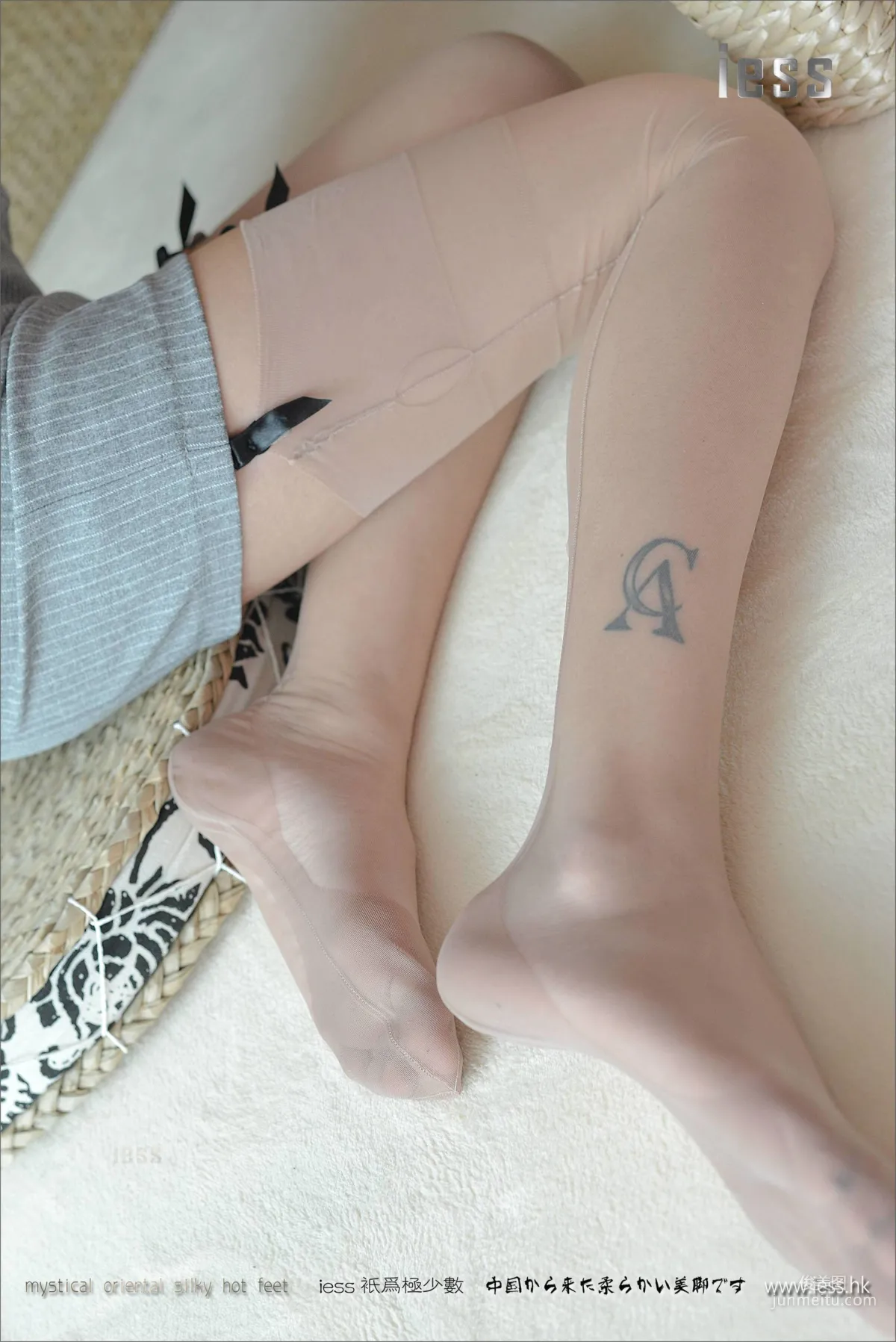 Silk Feet Bento 107 Xiao Xiao, Non-Stretch Pure Nylon Stockings [IESS] Photo Set photo 60