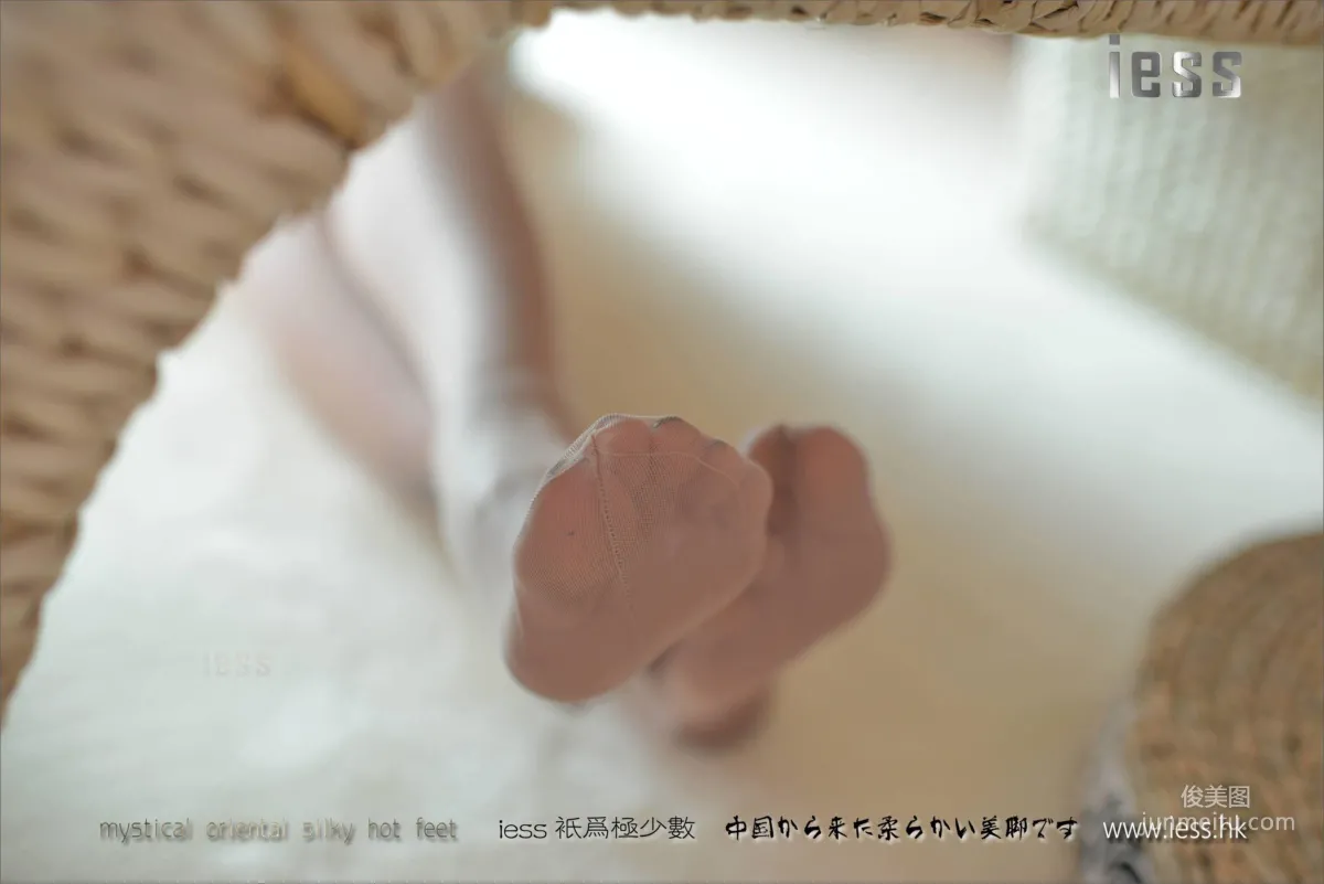Silk Feet Bento 107 Xiao Xiao, Non-Stretch Pure Nylon Stockings [IESS] Photo Set photo 64